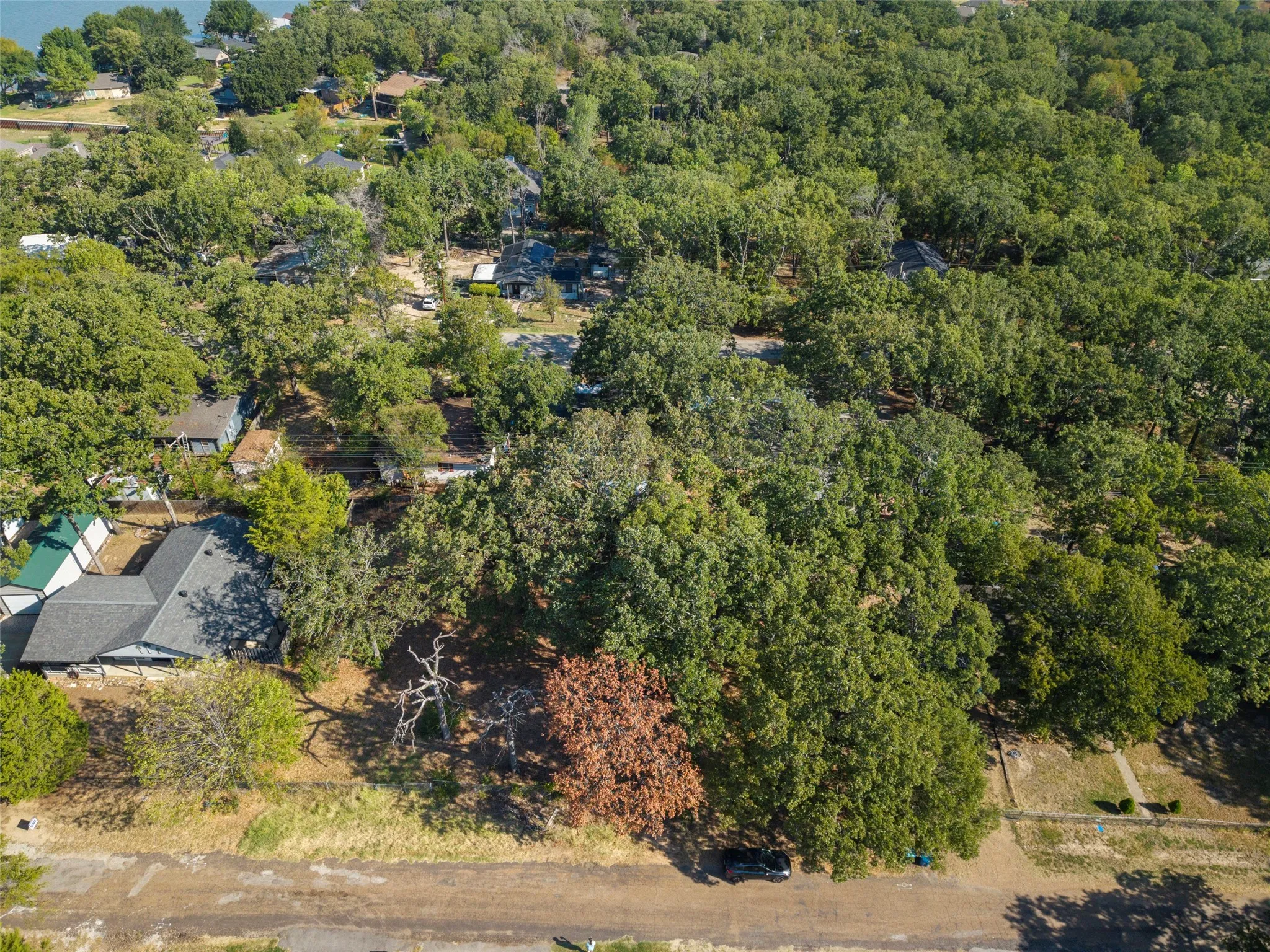 Single Family Residence For Sale in Henderson County , 134 Wildgrove Drive, Gun Barrel City, Texas 75156, 3 Bedroom, 0, Garage spaces, 816 Sqft, built in 1970, mls#21369000, Real Estate Agent in Gun Barrel City, Homes For Sale in Henderson county, Homes For Sale in Gun Barrel City, Realtor in Gun Barrel City Texas, Real Estate Brokerage Independent Realty Texas, Luminita Cordes Realtor