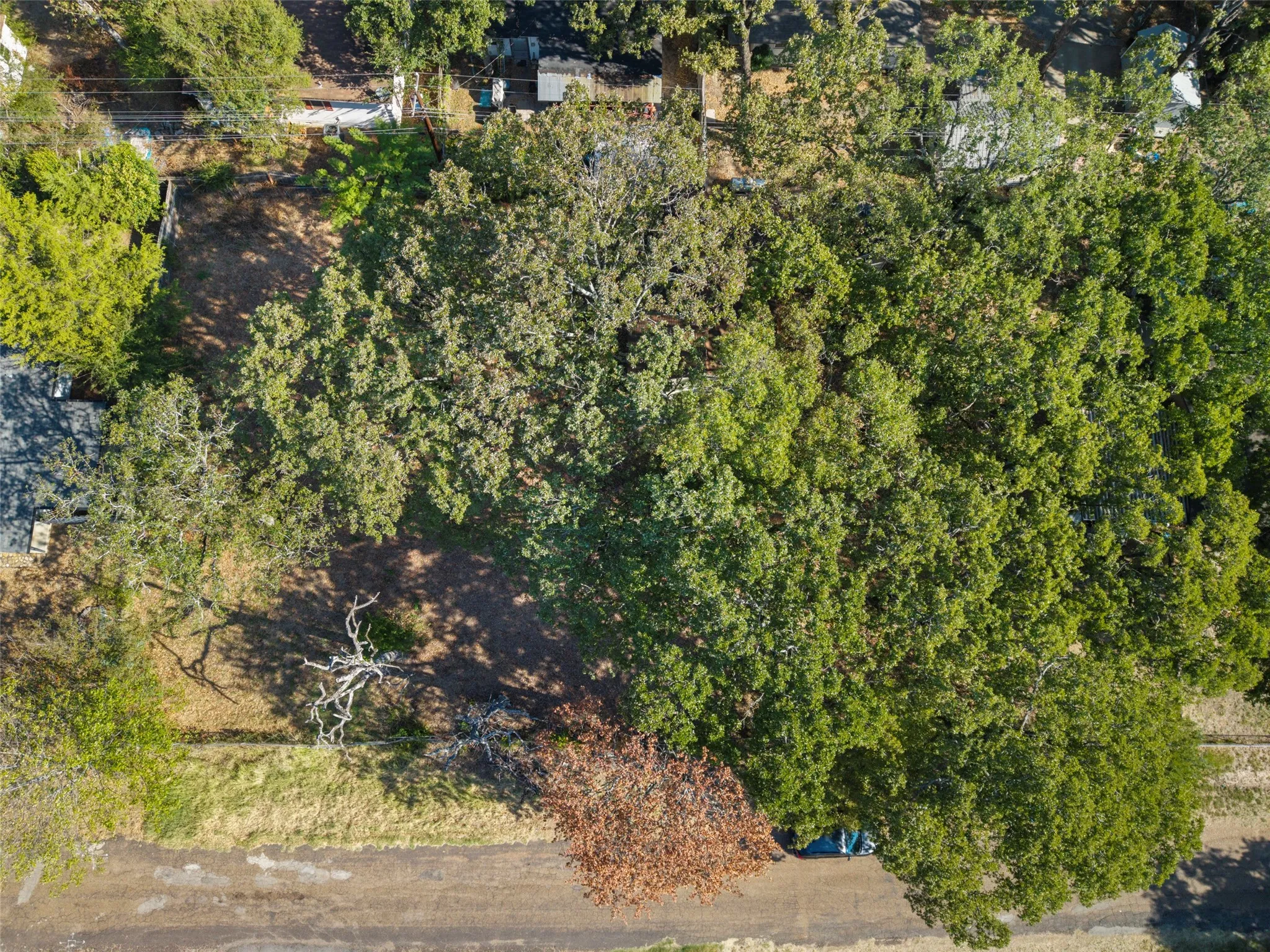 Single Family Residence For Sale in Henderson County , 134 Wildgrove Drive, Gun Barrel City, Texas 75156, 3 Bedroom, 0, Garage spaces, 816 Sqft, built in 1970, mls#21369000, Real Estate Agent in Gun Barrel City, Homes For Sale in Henderson county, Homes For Sale in Gun Barrel City, Realtor in Gun Barrel City Texas, Real Estate Brokerage Independent Realty Texas, Luminita Cordes Realtor