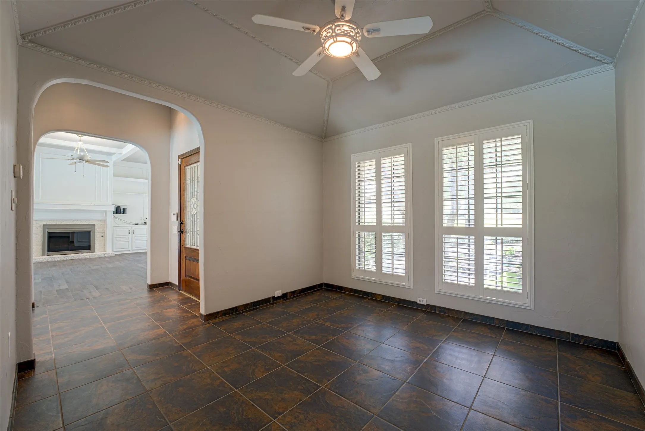 Single Family Residence For Sale in Rockwall County , 1990 Wind Hill Road, Rockwall, Texas 75087, 4 Bedroom, 3 Bathroom, 2 Garage spaces, 2,391 Sqft, built in 1984, mls#21382518, Real Estate Agent in Rockwall, Homes For Sale in Rockwall county, Homes For Sale in Rockwall, Realtor in Rockwall Texas, Real Estate Brokerage Independent Realty Texas, Luminita Cordes Realtor