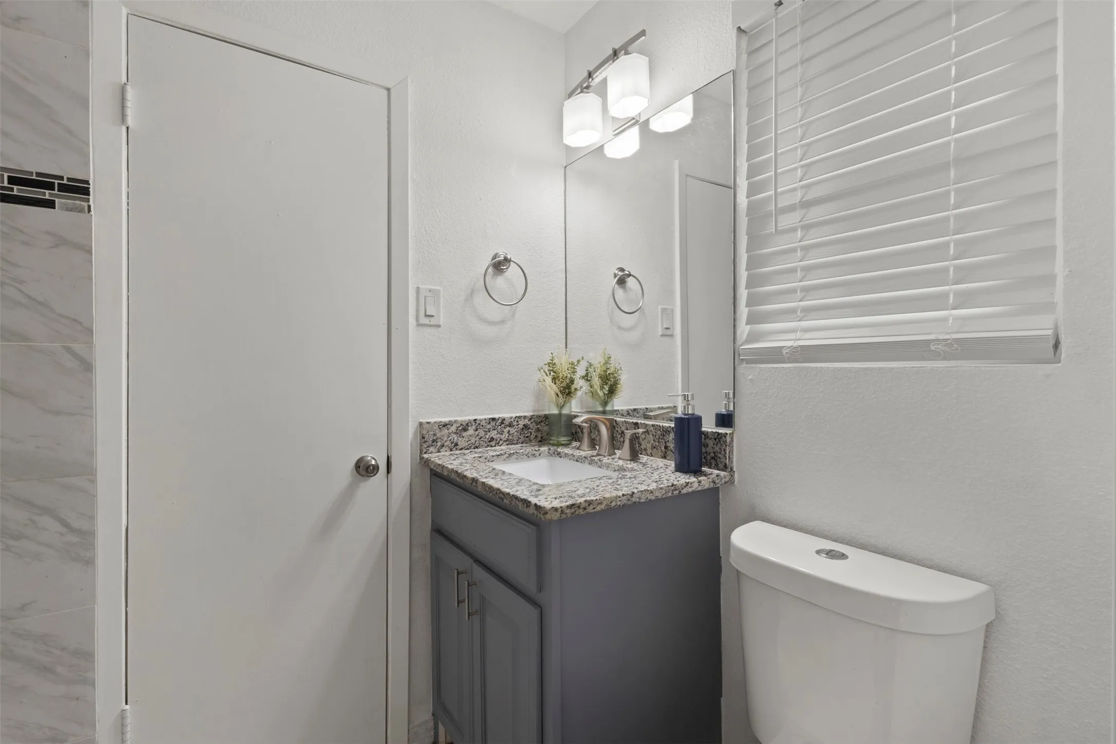 Single Family Residence For Sale in Dallas County , 5810 Caracas Drive, Dallas, Texas 75232, 3 Bedroom, 2 Bathroom, 2 Garage spaces, 1,537 Sqft, built in 1963, mls#21377296, Real Estate Agent in Dallas, Homes For Sale in Dallas county, Homes For Sale in Dallas, Realtor in Dallas Texas, Real Estate Brokerage Independent Realty Texas, Luminita Cordes Realtor