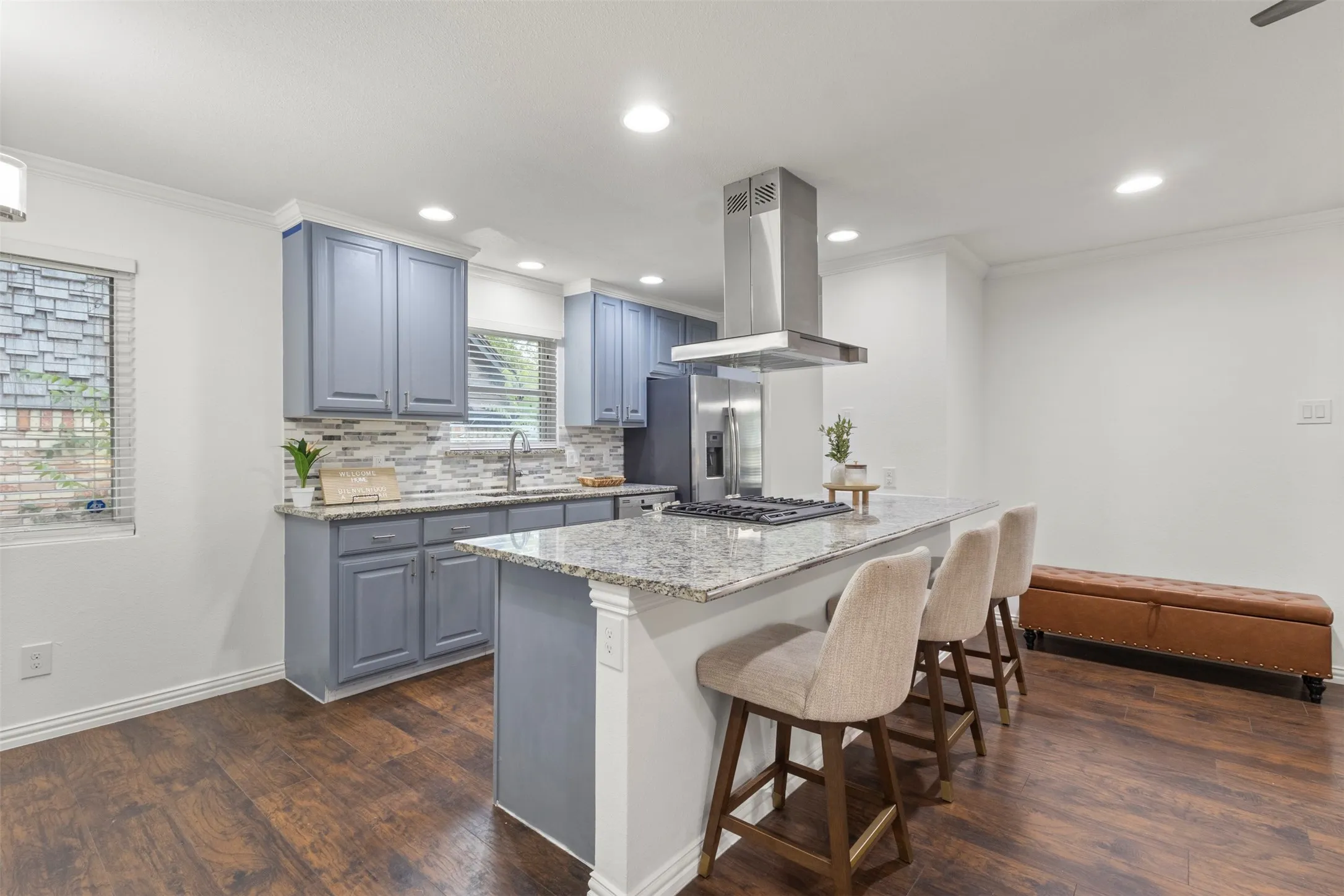 Single Family Residence For Sale in Dallas County , 5810 Caracas Drive, Dallas, Texas 75232, 3 Bedroom, 2 Bathroom, 2 Garage spaces, 1,537 Sqft, built in 1963, mls#21377296, Real Estate Agent in Dallas, Homes For Sale in Dallas county, Homes For Sale in Dallas, Realtor in Dallas Texas, Real Estate Brokerage Independent Realty Texas, Luminita Cordes Realtor