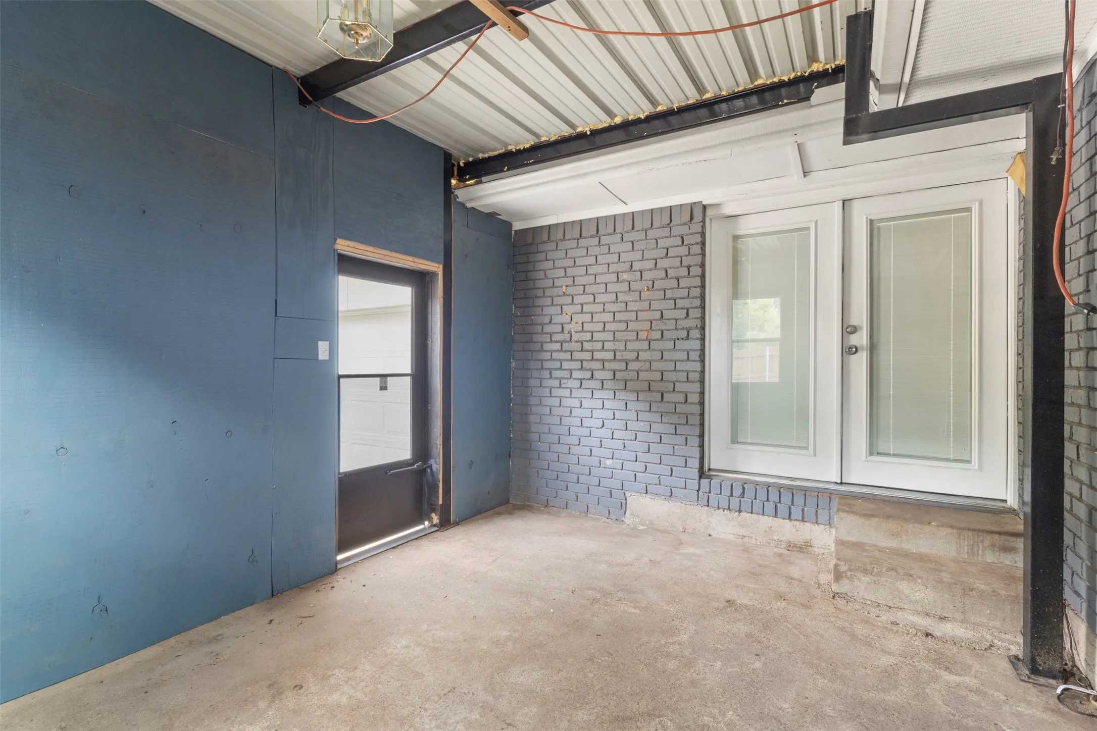 covered patio