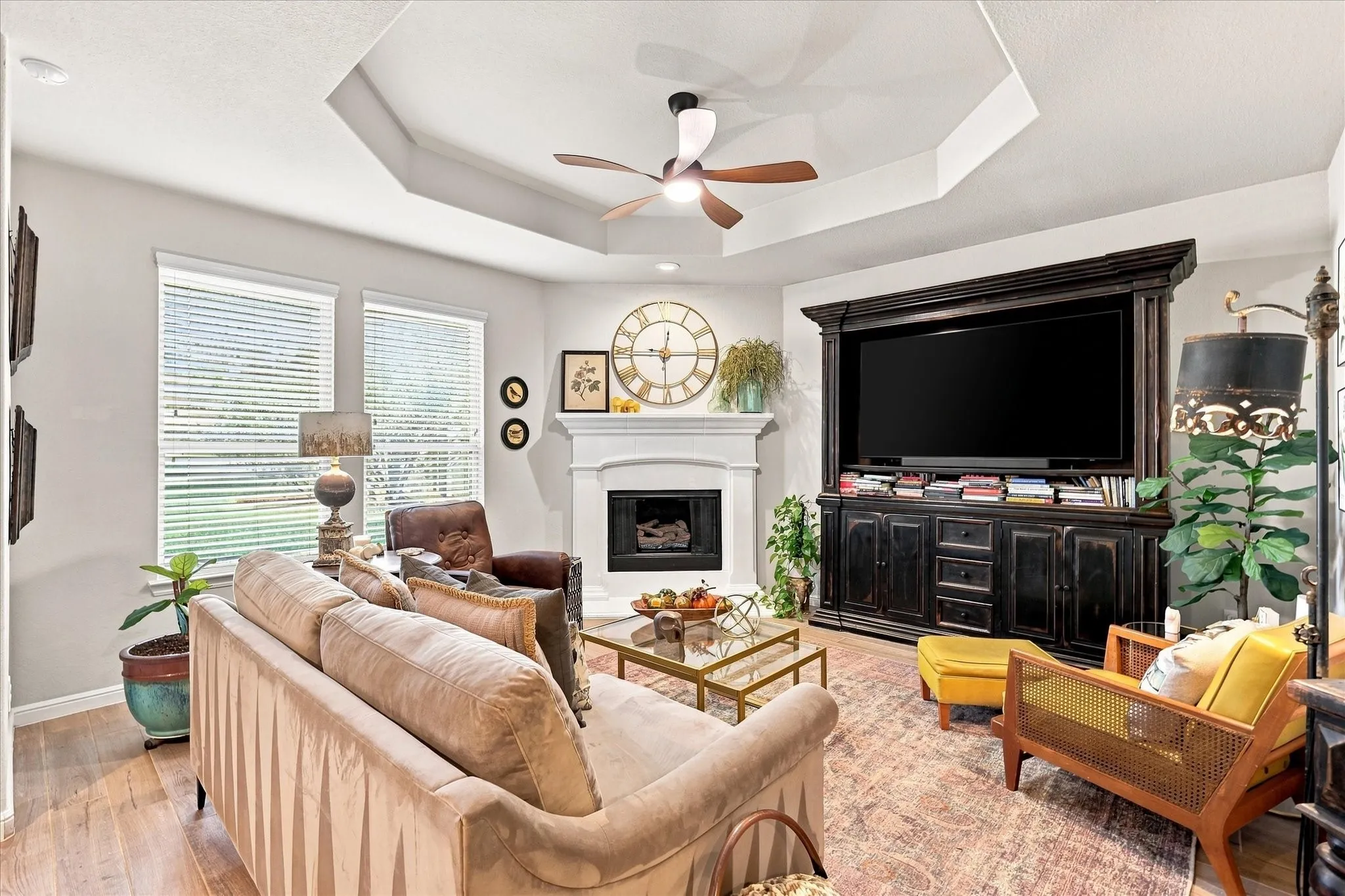 Single Family Residence For Sale in Denton County , 1325 Canary Lane, Argyle, Texas 76226, 3 Bedroom, 2 Bathroom, 2 Garage spaces, 1,872 Sqft, built in 2018, mls#21382725, Real Estate Agent in Argyle, Homes For Sale in Denton county, Homes For Sale in Argyle, Realtor in Argyle Texas, Real Estate Brokerage Independent Realty Texas, Luminita Cordes Realtor