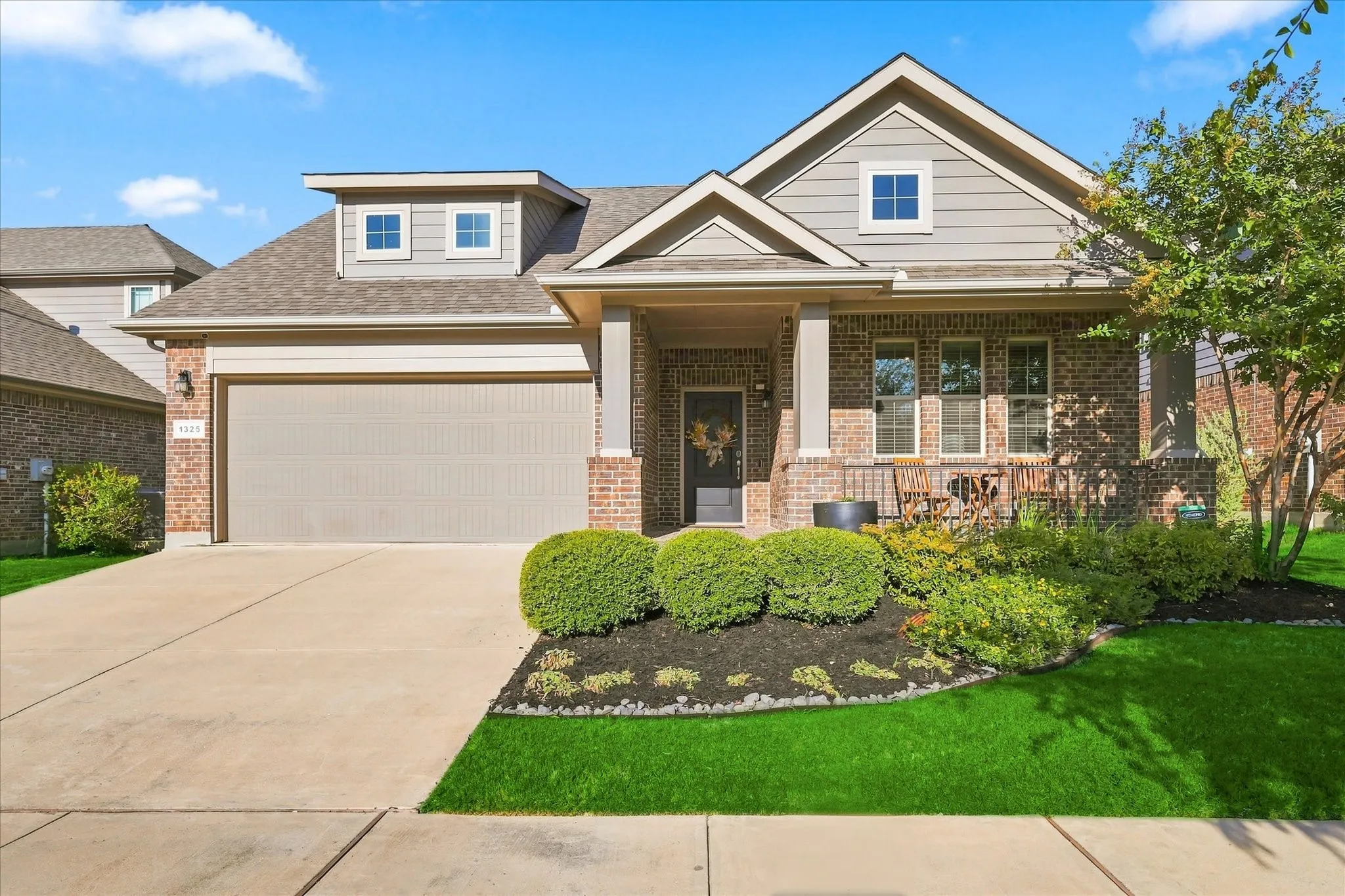 Single Family Residence For Sale in Denton County , 1325 Canary Lane, Argyle, Texas 76226, 3 Bedroom, 2 Bathroom, 2 Garage spaces, 1,872 Sqft, built in 2018, mls#21382725, Real Estate Agent in Argyle, Homes For Sale in Denton county, Homes For Sale in Argyle, Realtor in Argyle Texas, Real Estate Brokerage Independent Realty Texas, Luminita Cordes Realtor