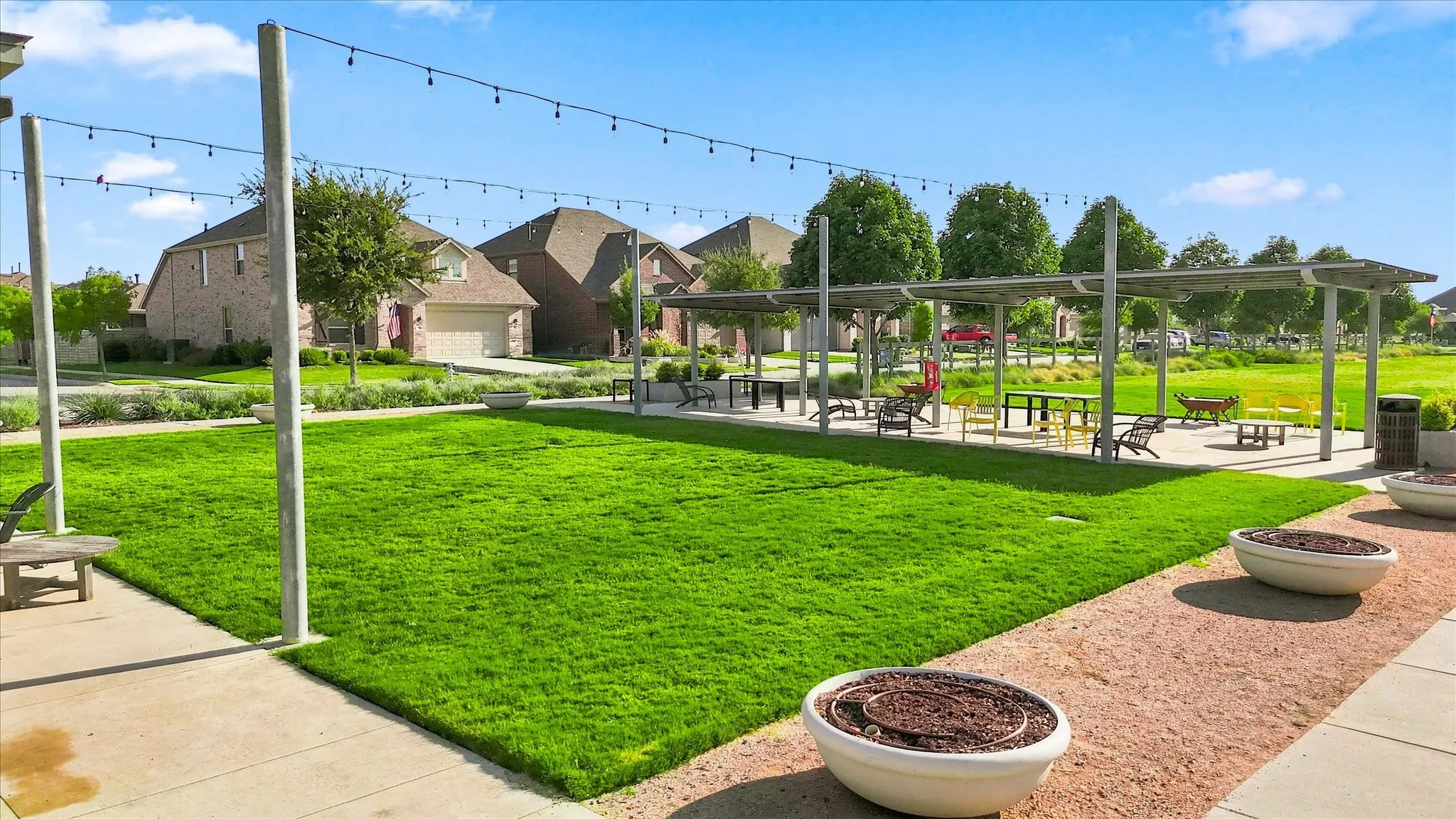 Single Family Residence For Sale in Denton County , 1325 Canary Lane, Argyle, Texas 76226, 3 Bedroom, 2 Bathroom, 2 Garage spaces, 1,872 Sqft, built in 2018, mls#21382725, Real Estate Agent in Argyle, Homes For Sale in Denton county, Homes For Sale in Argyle, Realtor in Argyle Texas, Real Estate Brokerage Independent Realty Texas, Luminita Cordes Realtor