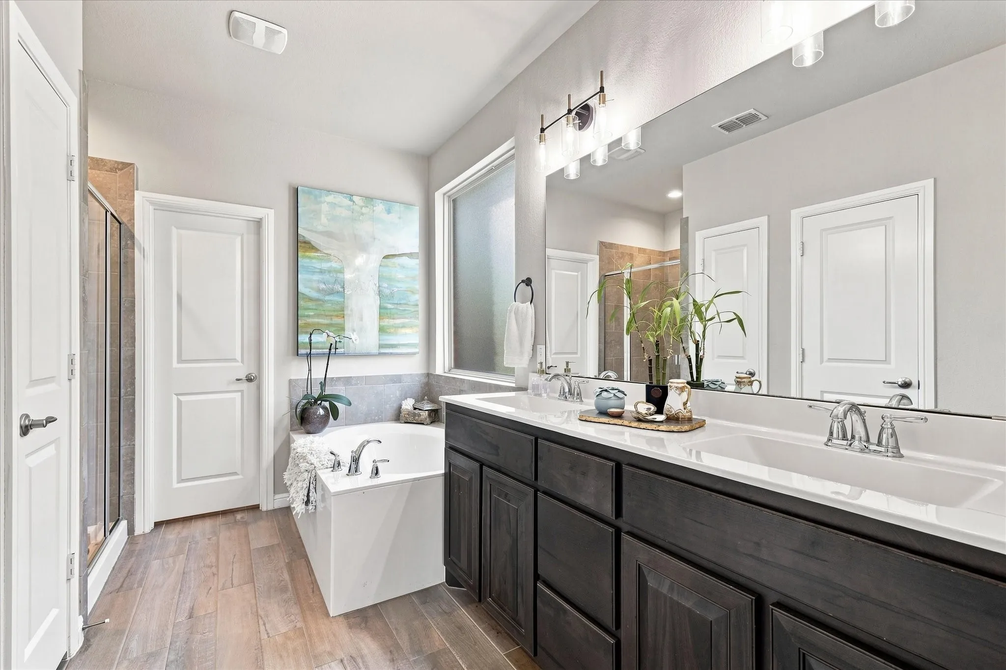 Single Family Residence For Sale in Denton County , 1325 Canary Lane, Argyle, Texas 76226, 3 Bedroom, 2 Bathroom, 2 Garage spaces, 1,872 Sqft, built in 2018, mls#21382725, Real Estate Agent in Argyle, Homes For Sale in Denton county, Homes For Sale in Argyle, Realtor in Argyle Texas, Real Estate Brokerage Independent Realty Texas, Luminita Cordes Realtor