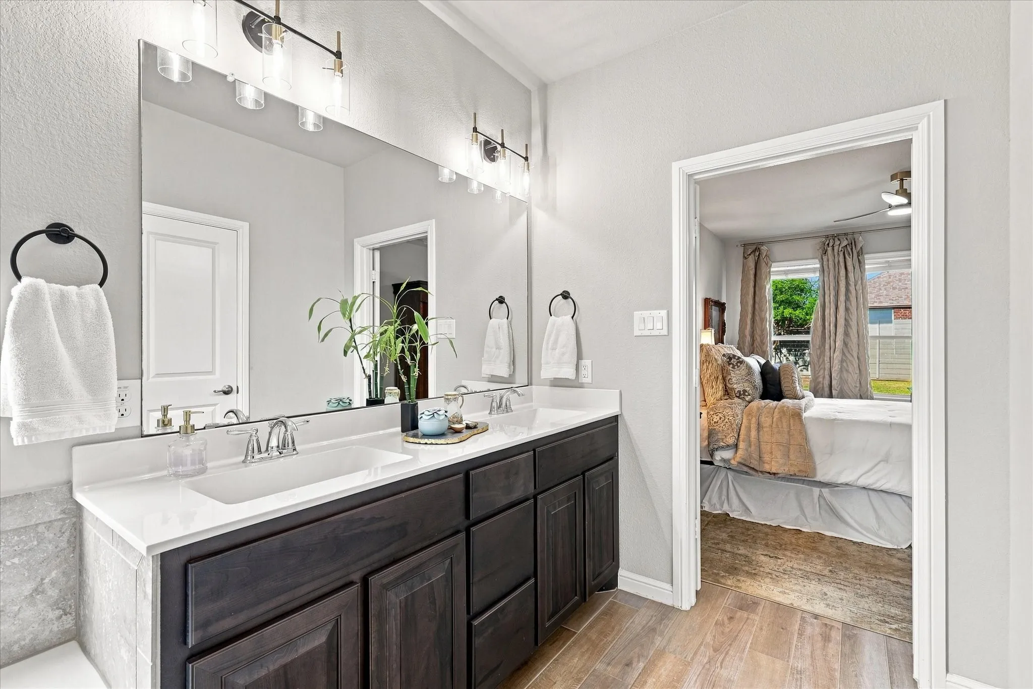 Single Family Residence For Sale in Denton County , 1325 Canary Lane, Argyle, Texas 76226, 3 Bedroom, 2 Bathroom, 2 Garage spaces, 1,872 Sqft, built in 2018, mls#21382725, Real Estate Agent in Argyle, Homes For Sale in Denton county, Homes For Sale in Argyle, Realtor in Argyle Texas, Real Estate Brokerage Independent Realty Texas, Luminita Cordes Realtor
