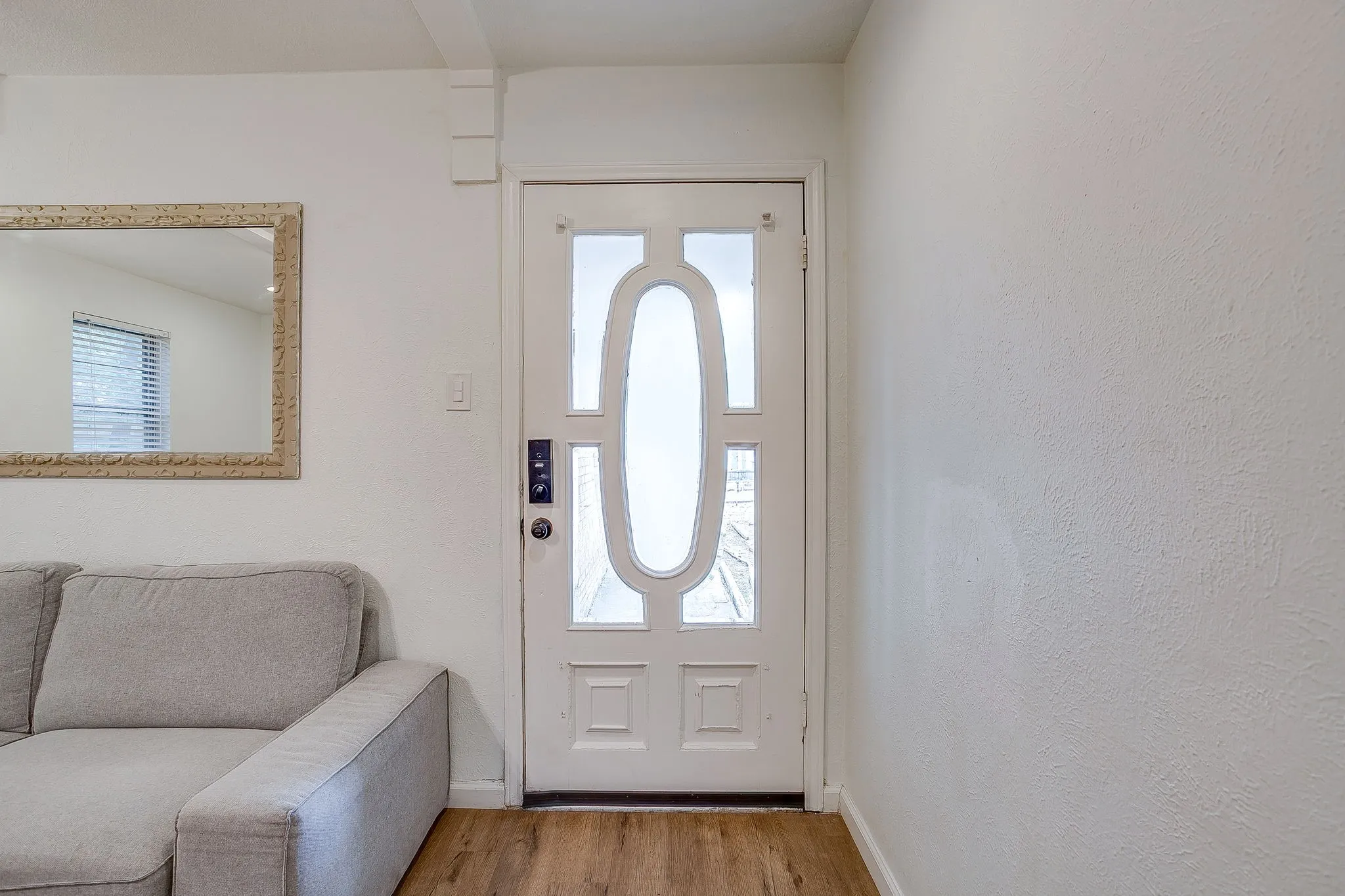 Single Family Residence For Sale in Tarrant County , 1116 Woodbrook Street, Arlington, Texas 76011, 3 Bedroom, 2 Bathroom, 2 Garage spaces, 1,253 Sqft, built in 1962, mls#21382589, Real Estate Agent in Arlington, Homes For Sale in Tarrant county, Homes For Sale in Arlington, Realtor in Arlington Texas, Real Estate Brokerage Independent Realty Texas, Luminita Cordes Realtor