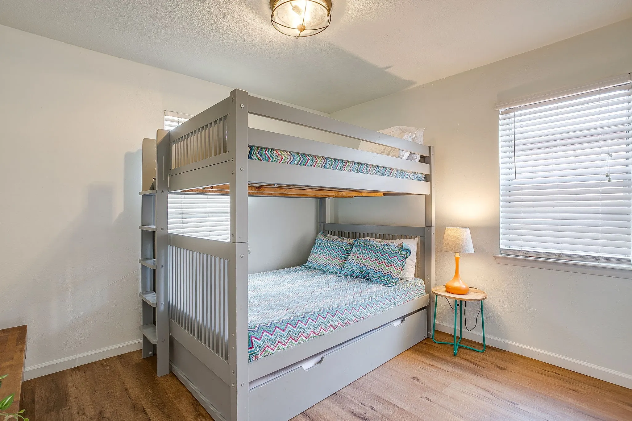 Single Family Residence For Sale in Tarrant County , 1116 Woodbrook Street, Arlington, Texas 76011, 3 Bedroom, 2 Bathroom, 2 Garage spaces, 1,253 Sqft, built in 1962, mls#21382589, Real Estate Agent in Arlington, Homes For Sale in Tarrant county, Homes For Sale in Arlington, Realtor in Arlington Texas, Real Estate Brokerage Independent Realty Texas, Luminita Cordes Realtor