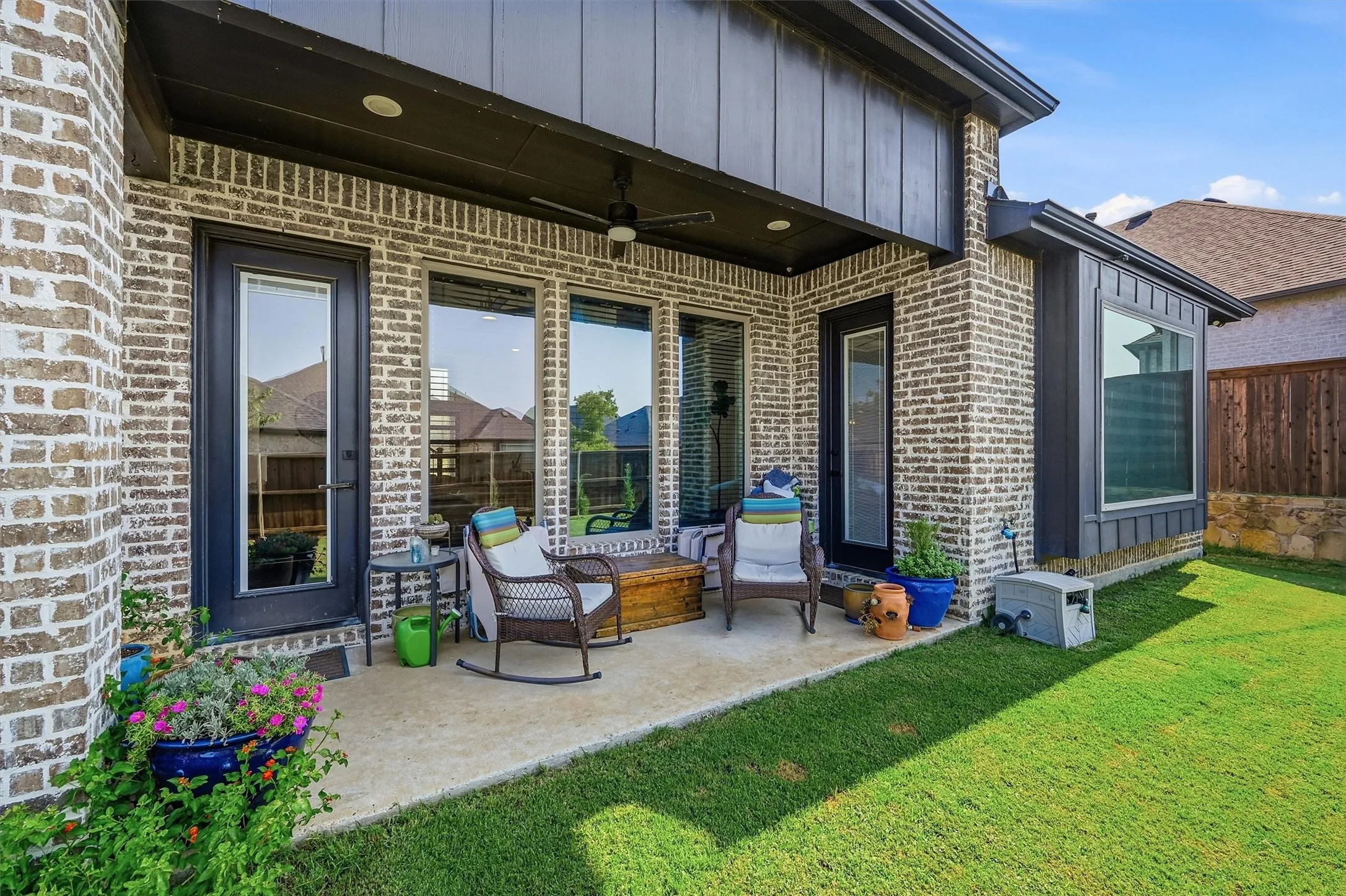 Single Family Residence For Sale in Grayson County , 3701 Bridlewood Trail, Denison, Texas 75020, 5 Bedroom, 4 Bathroom, 2 Garage spaces, 3,340 Sqft, built in 2021, mls#21382886, Real Estate Agent in Denison, Homes For Sale in Grayson county, Homes For Sale in Denison, Realtor in Denison Texas, Real Estate Brokerage Independent Realty Texas, Luminita Cordes Realtor
