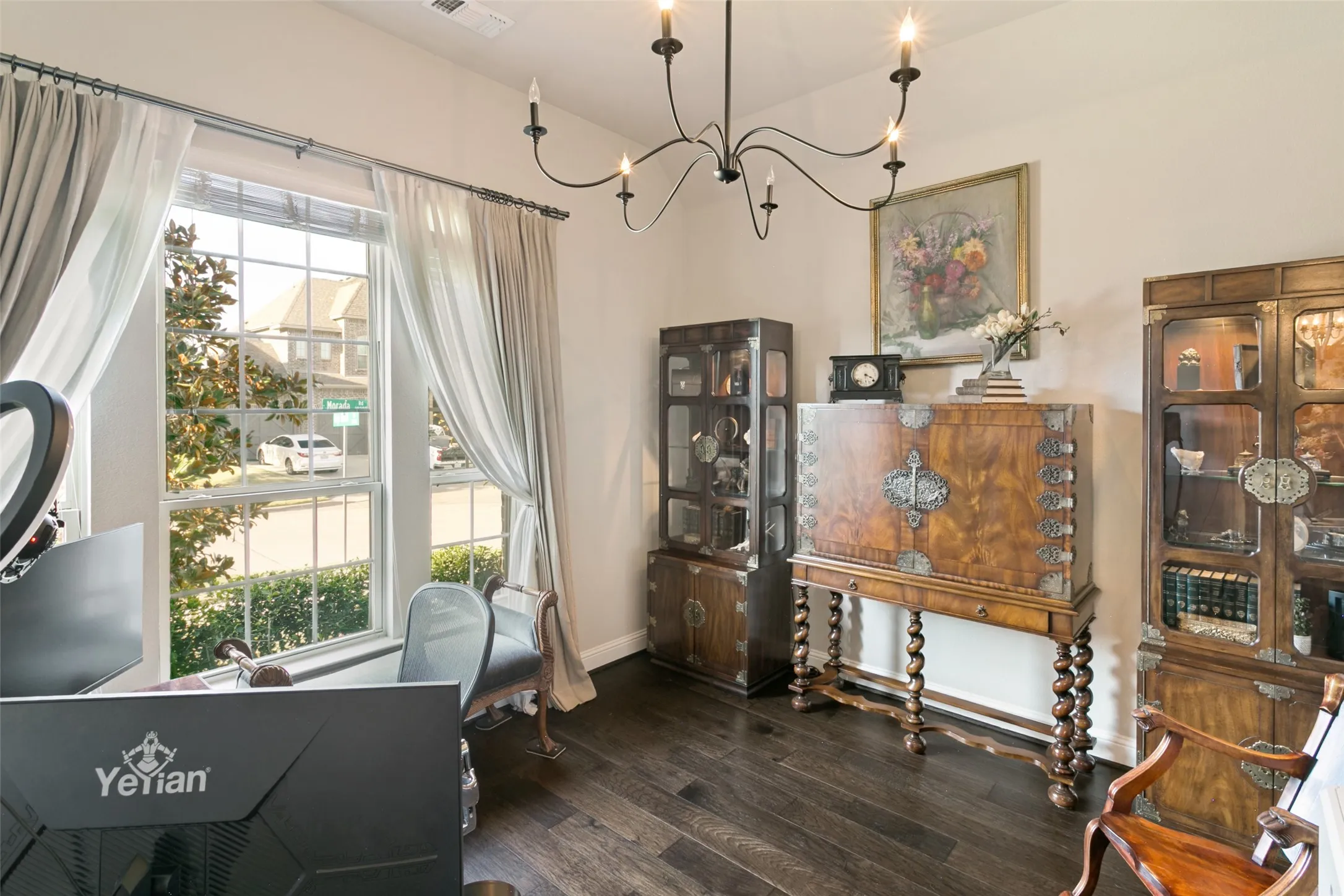 Single Family Residence For Sale in Tarrant County , 10301 Morada Road, Fort Worth, Texas 76126, 4 Bedroom, 3 Bathroom, 3 Garage spaces, 2,659 Sqft, built in 2019, mls#21377173, Real Estate Agent in Fort Worth, Homes For Sale in Tarrant county, Homes For Sale in Fort Worth, Realtor in Fort Worth Texas, Real Estate Brokerage Independent Realty Texas, Luminita Cordes Realtor
