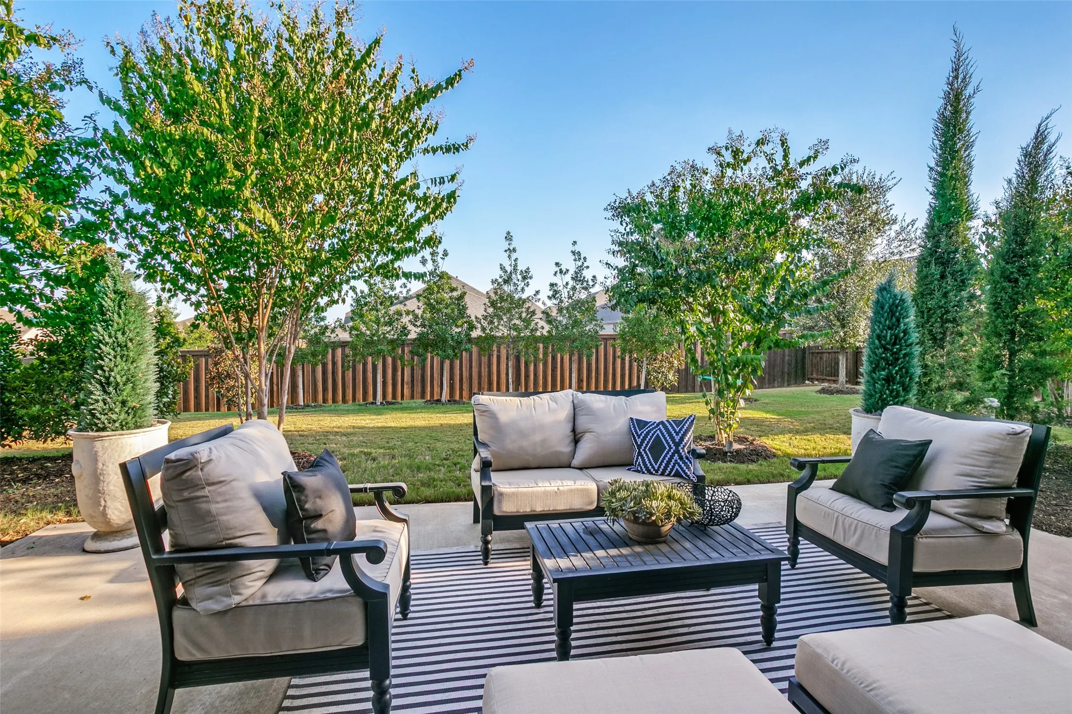 Single Family Residence For Sale in Tarrant County , 10301 Morada Road, Fort Worth, Texas 76126, 4 Bedroom, 3 Bathroom, 3 Garage spaces, 2,659 Sqft, built in 2019, mls#21377173, Real Estate Agent in Fort Worth, Homes For Sale in Tarrant county, Homes For Sale in Fort Worth, Realtor in Fort Worth Texas, Real Estate Brokerage Independent Realty Texas, Luminita Cordes Realtor