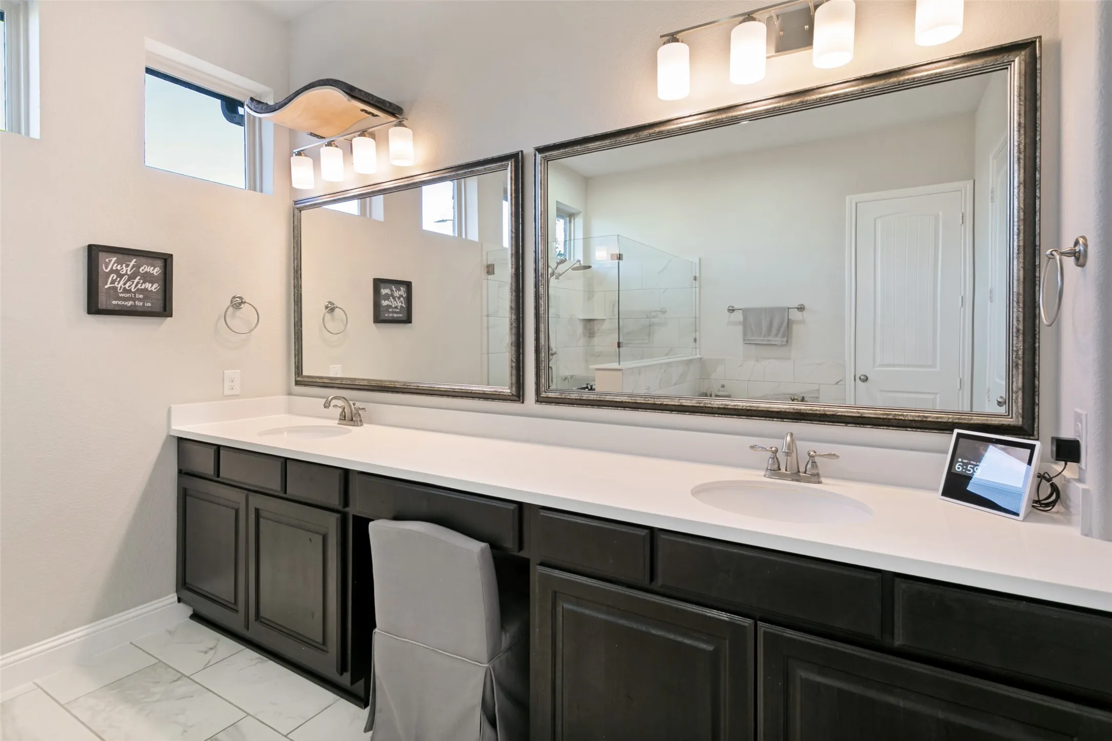 Single Family Residence For Sale in Tarrant County , 10301 Morada Road, Fort Worth, Texas 76126, 4 Bedroom, 3 Bathroom, 3 Garage spaces, 2,659 Sqft, built in 2019, mls#21377173, Real Estate Agent in Fort Worth, Homes For Sale in Tarrant county, Homes For Sale in Fort Worth, Realtor in Fort Worth Texas, Real Estate Brokerage Independent Realty Texas, Luminita Cordes Realtor