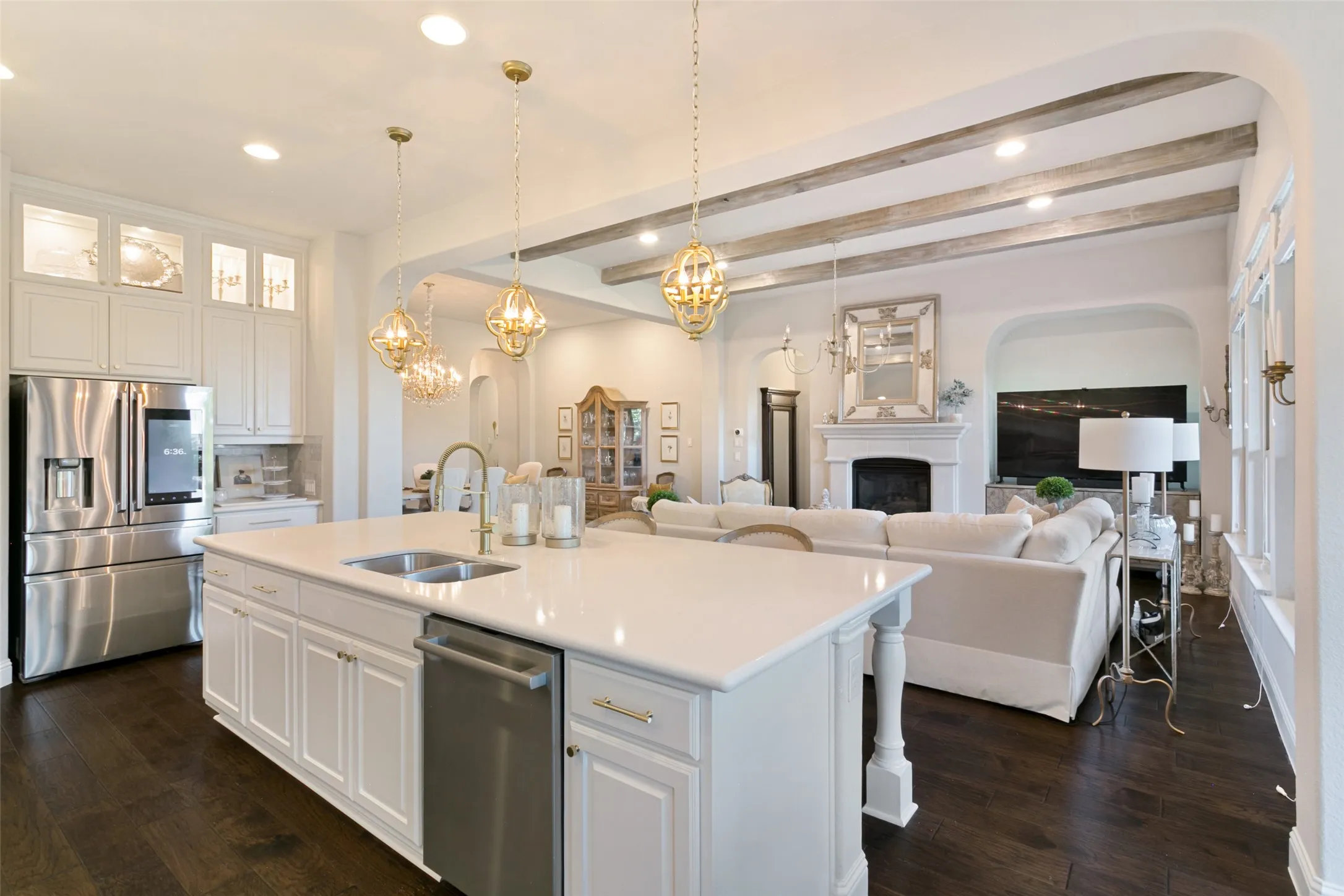 Single Family Residence For Sale in Tarrant County , 10301 Morada Road, Fort Worth, Texas 76126, 4 Bedroom, 3 Bathroom, 3 Garage spaces, 2,659 Sqft, built in 2019, mls#21377173, Real Estate Agent in Fort Worth, Homes For Sale in Tarrant county, Homes For Sale in Fort Worth, Realtor in Fort Worth Texas, Real Estate Brokerage Independent Realty Texas, Luminita Cordes Realtor