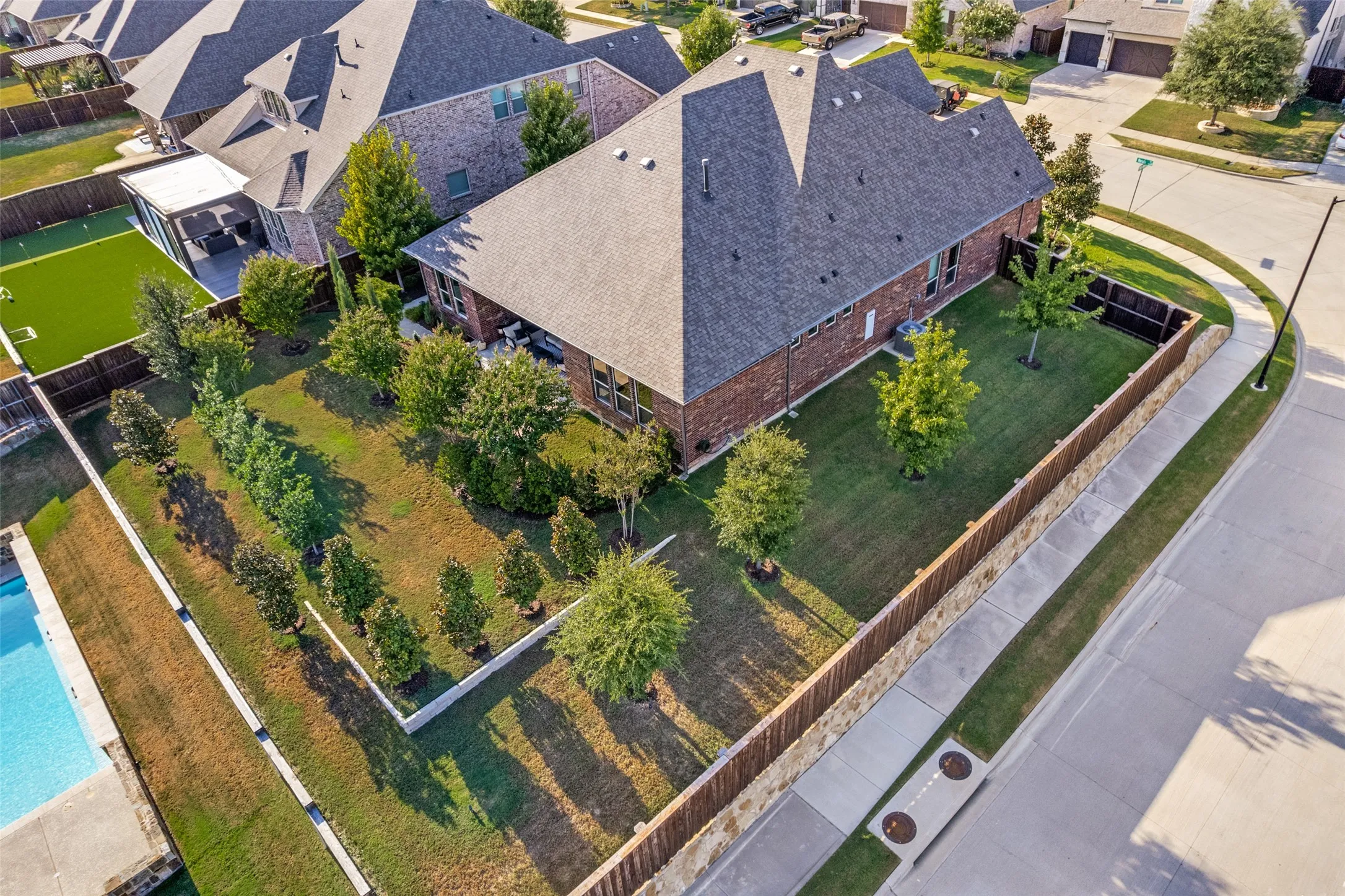 Single Family Residence For Sale in Tarrant County , 10301 Morada Road, Fort Worth, Texas 76126, 4 Bedroom, 3 Bathroom, 3 Garage spaces, 2,659 Sqft, built in 2019, mls#21377173, Real Estate Agent in Fort Worth, Homes For Sale in Tarrant county, Homes For Sale in Fort Worth, Realtor in Fort Worth Texas, Real Estate Brokerage Independent Realty Texas, Luminita Cordes Realtor