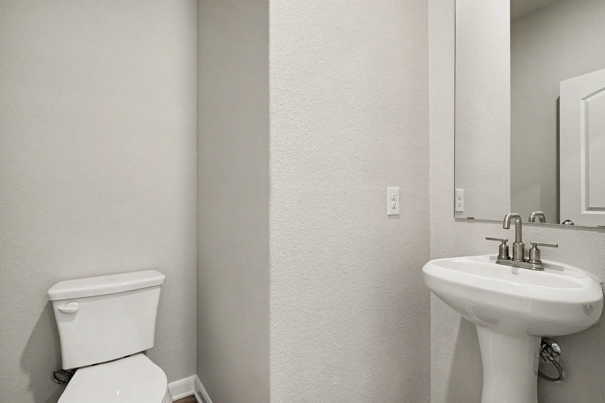 Single Family Residence For Sale in Tarrant County , 9609 Teton Vista Drive, Fort Worth, Texas 76140, 5 Bedroom, 3 Bathroom, 2 Garage spaces, 2,452 Sqft, built in 2023, mls#21381754, Real Estate Agent in Fort Worth, Homes For Sale in Tarrant county, Homes For Sale in Fort Worth, Realtor in Fort Worth Texas, Real Estate Brokerage Independent Realty Texas, Luminita Cordes Realtor