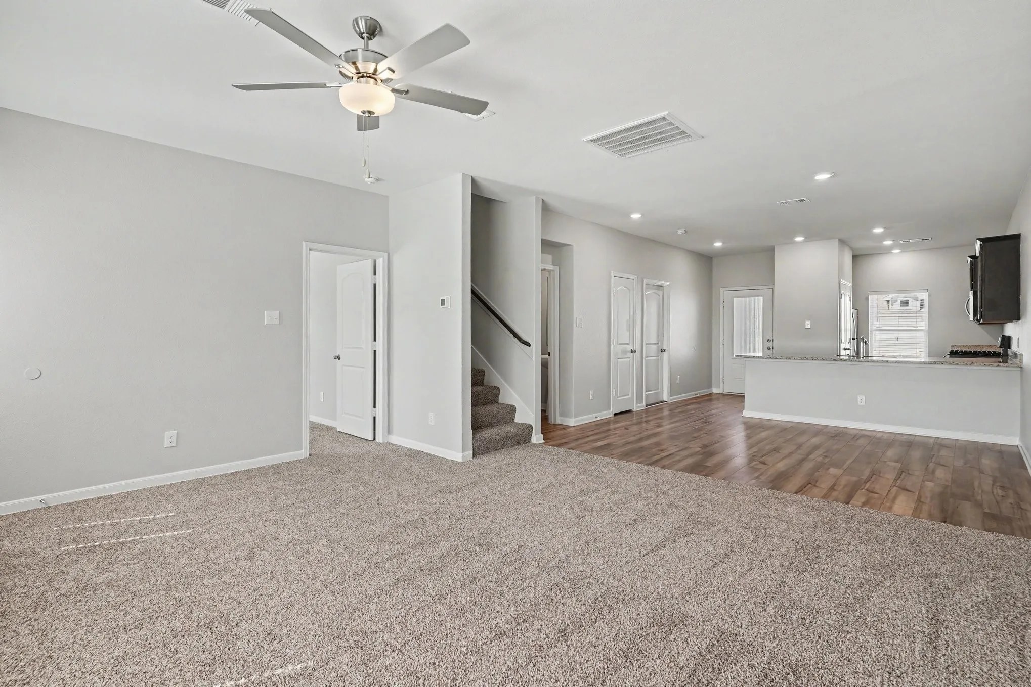 Single Family Residence For Sale in Tarrant County , 9609 Teton Vista Drive, Fort Worth, Texas 76140, 5 Bedroom, 3 Bathroom, 2 Garage spaces, 2,452 Sqft, built in 2023, mls#21381754, Real Estate Agent in Fort Worth, Homes For Sale in Tarrant county, Homes For Sale in Fort Worth, Realtor in Fort Worth Texas, Real Estate Brokerage Independent Realty Texas, Luminita Cordes Realtor