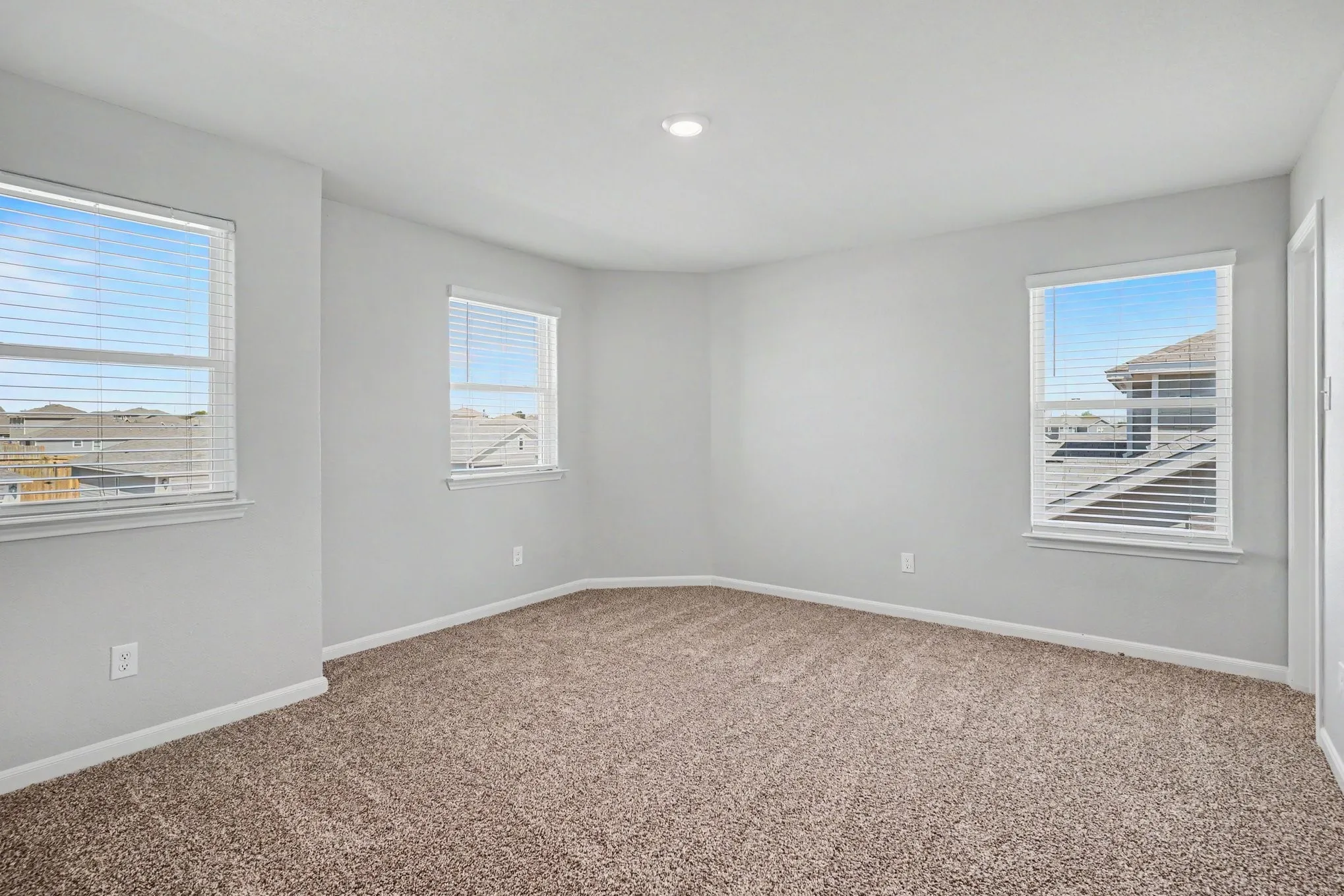 Single Family Residence For Sale in Tarrant County , 9609 Teton Vista Drive, Fort Worth, Texas 76140, 5 Bedroom, 3 Bathroom, 2 Garage spaces, 2,452 Sqft, built in 2023, mls#21381754, Real Estate Agent in Fort Worth, Homes For Sale in Tarrant county, Homes For Sale in Fort Worth, Realtor in Fort Worth Texas, Real Estate Brokerage Independent Realty Texas, Luminita Cordes Realtor