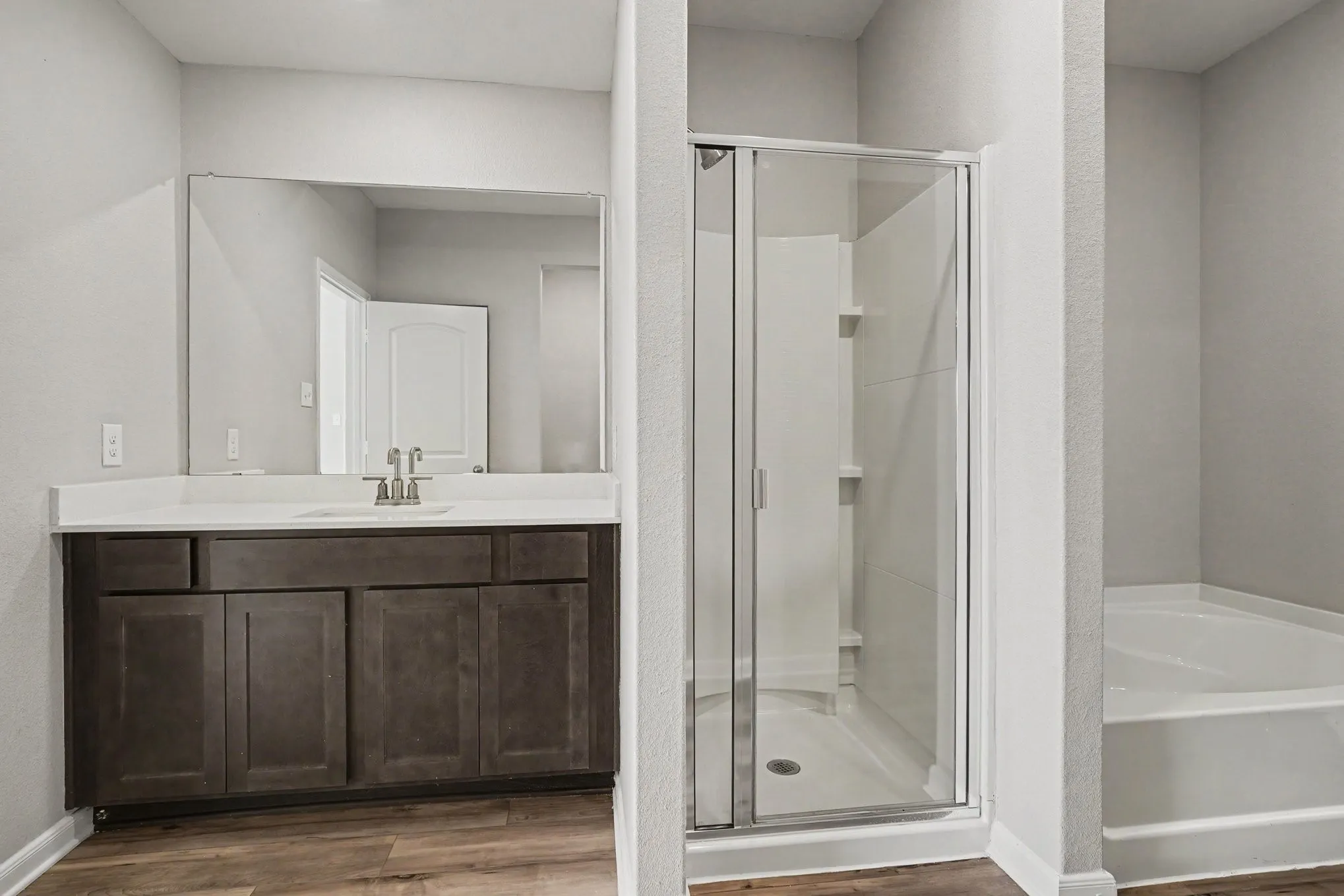 Single Family Residence For Sale in Tarrant County , 9609 Teton Vista Drive, Fort Worth, Texas 76140, 5 Bedroom, 3 Bathroom, 2 Garage spaces, 2,452 Sqft, built in 2023, mls#21381754, Real Estate Agent in Fort Worth, Homes For Sale in Tarrant county, Homes For Sale in Fort Worth, Realtor in Fort Worth Texas, Real Estate Brokerage Independent Realty Texas, Luminita Cordes Realtor
