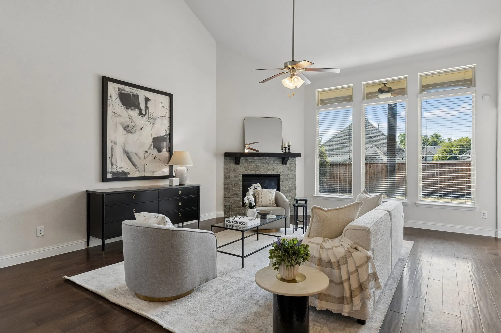 Single Family Residence For Sale in Collin County , 821 Llano Falls Drive, Mc Kinney, Texas 75071, 4 Bedroom, 4 Bathroom, 2 Garage spaces, 2,964 Sqft, built in 2015, mls#21382570, Real Estate Agent in Mc Kinney, Homes For Sale in Collin county, Homes For Sale in Mc Kinney, Realtor in Mc Kinney Texas, Real Estate Brokerage Independent Realty Texas, Luminita Cordes Realtor