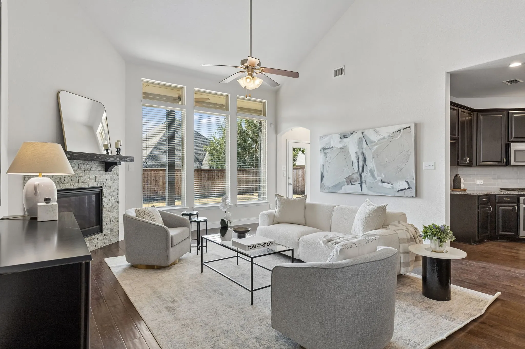 Single Family Residence For Sale in Collin County , 821 Llano Falls Drive, Mc Kinney, Texas 75071, 4 Bedroom, 4 Bathroom, 2 Garage spaces, 2,964 Sqft, built in 2015, mls#21382570, Real Estate Agent in Mc Kinney, Homes For Sale in Collin county, Homes For Sale in Mc Kinney, Realtor in Mc Kinney Texas, Real Estate Brokerage Independent Realty Texas, Luminita Cordes Realtor