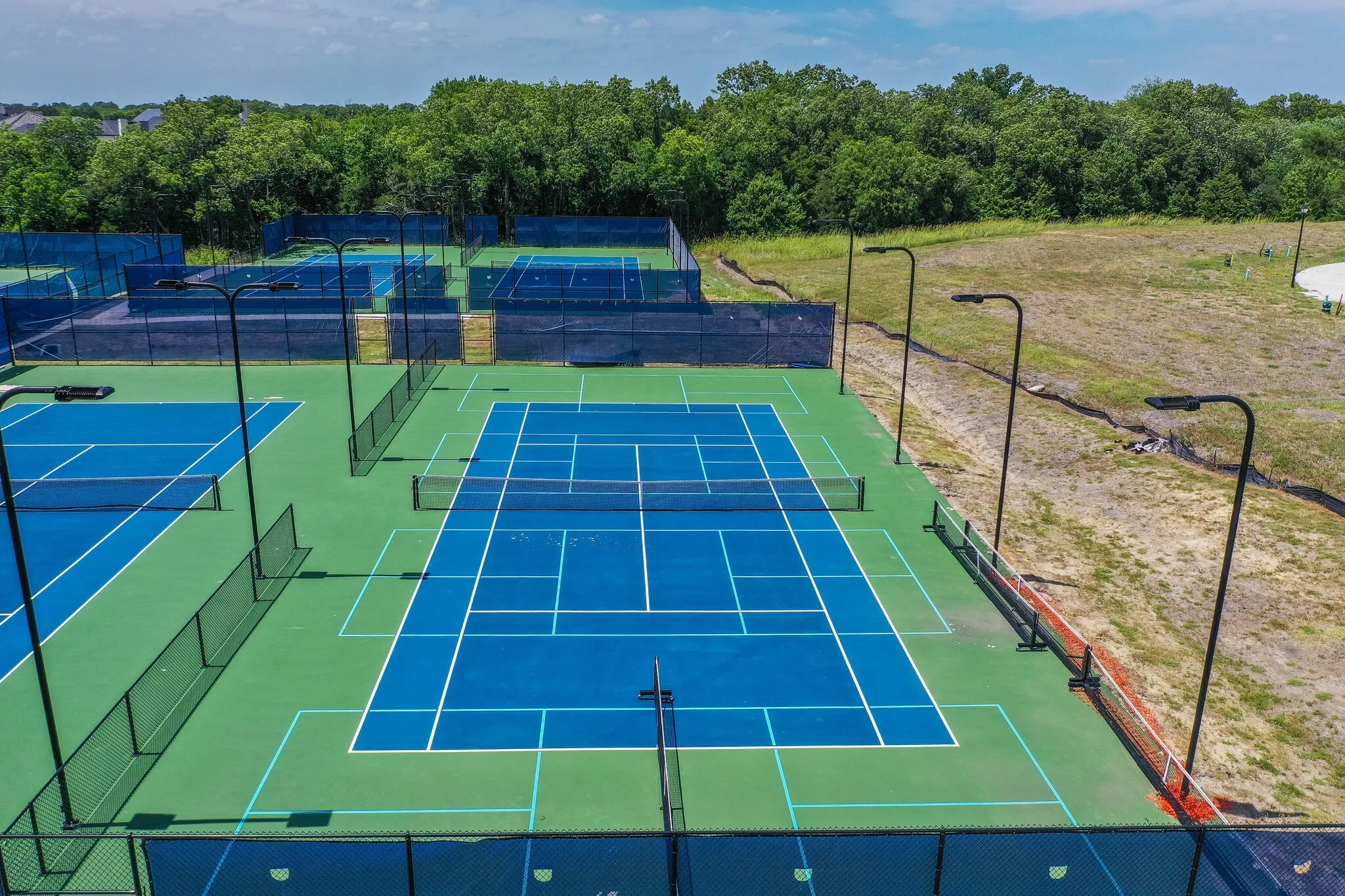 Single Family Residence For Sale in Rockwall County , 2427 Debracie Court, Heath, Texas 75126, 4 Bedroom, 4 Bathroom, 3 Garage spaces, 3,670 Sqft, built in 2017, mls#21382159, Real Estate Agent in Heath, Homes For Sale in Rockwall county, Homes For Sale in Heath, Realtor in Heath Texas, Real Estate Brokerage Independent Realty Texas, Luminita Cordes Realtor