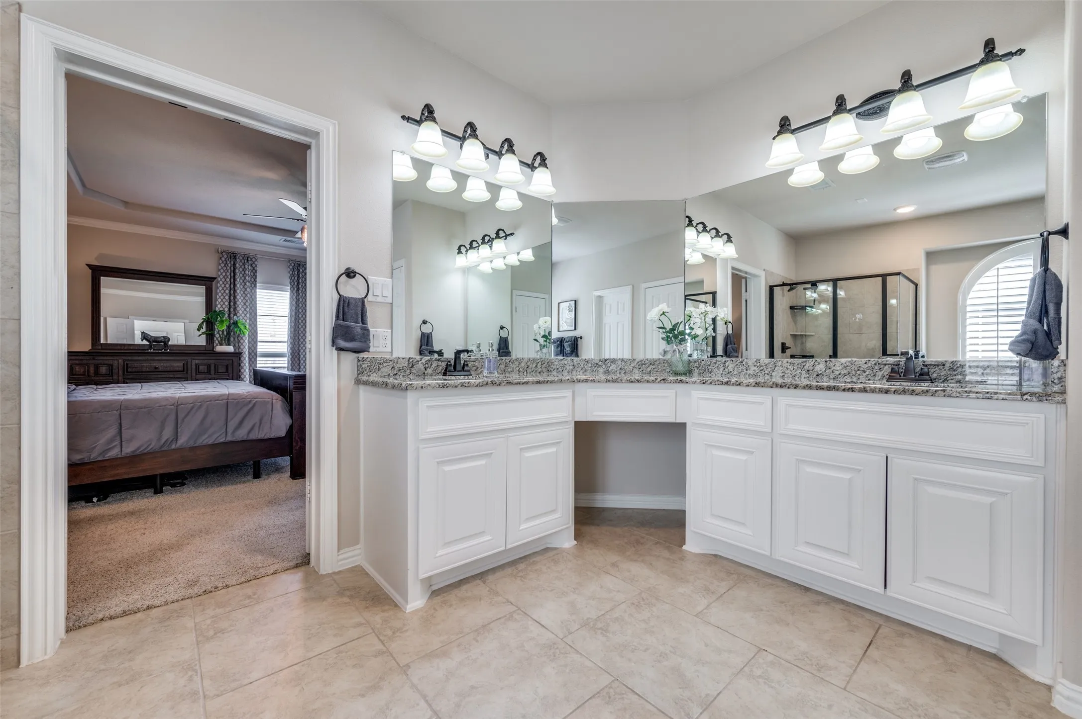 Single Family Residence For Sale in Collin County , 201 Kingsbury Lane, Prosper, Texas 75078, 5 Bedroom, 4 Bathroom, 3 Garage spaces, 4,083 Sqft, built in 2017, mls#21383217, Real Estate Agent in Prosper, Homes For Sale in Collin county, Homes For Sale in Prosper, Realtor in Prosper Texas, Real Estate Brokerage Independent Realty Texas, Luminita Cordes Realtor