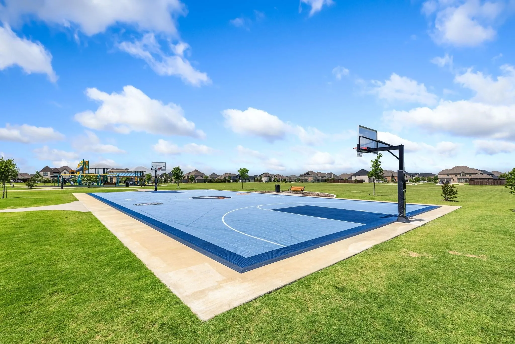 Single Family Residence For Sale in Collin County , 201 Kingsbury Lane, Prosper, Texas 75078, 5 Bedroom, 4 Bathroom, 3 Garage spaces, 4,083 Sqft, built in 2017, mls#21383217, Real Estate Agent in Prosper, Homes For Sale in Collin county, Homes For Sale in Prosper, Realtor in Prosper Texas, Real Estate Brokerage Independent Realty Texas, Luminita Cordes Realtor