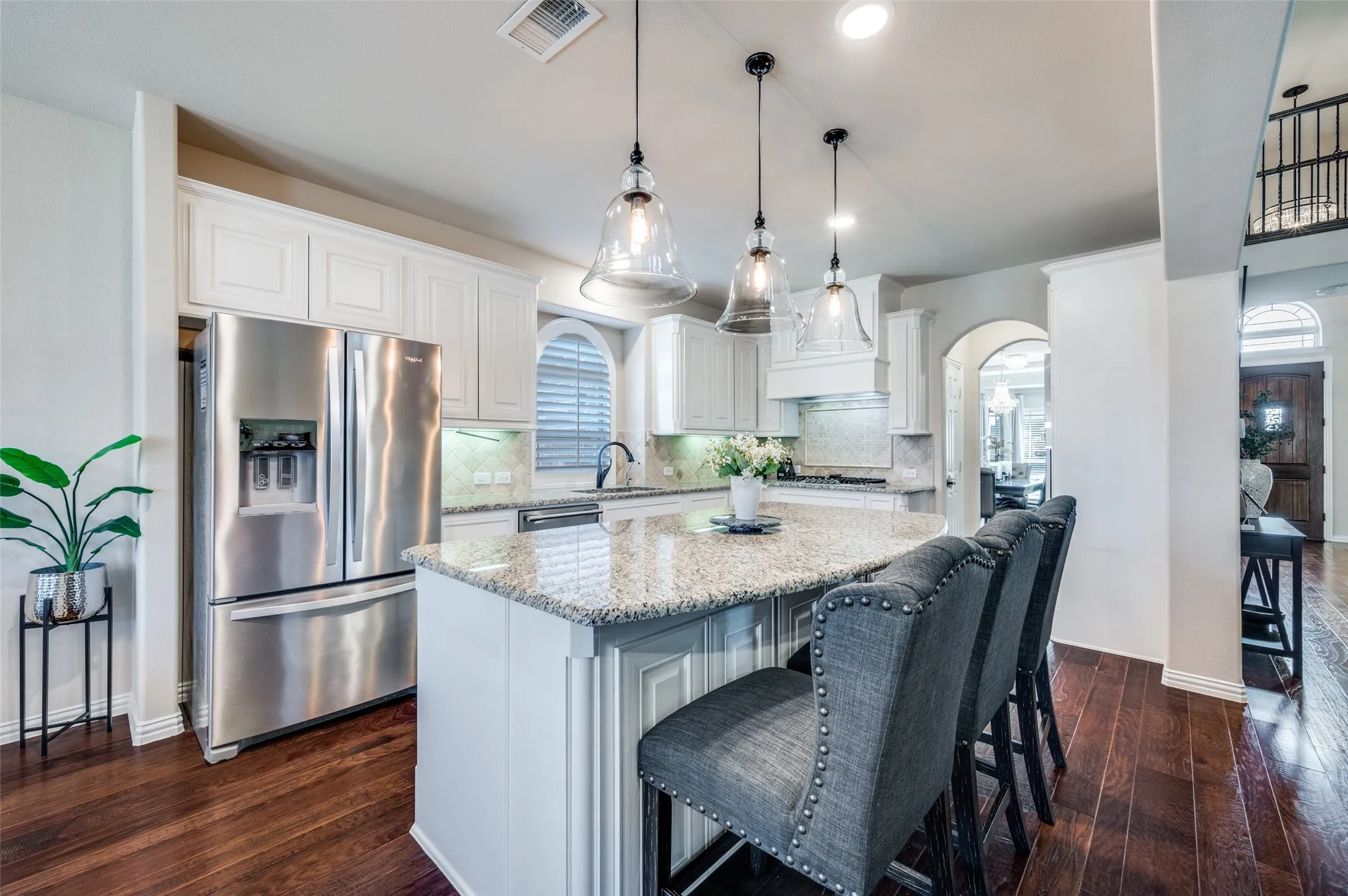 Single Family Residence For Sale in Collin County , 201 Kingsbury Lane, Prosper, Texas 75078, 5 Bedroom, 4 Bathroom, 3 Garage spaces, 4,083 Sqft, built in 2017, mls#21383217, Real Estate Agent in Prosper, Homes For Sale in Collin county, Homes For Sale in Prosper, Realtor in Prosper Texas, Real Estate Brokerage Independent Realty Texas, Luminita Cordes Realtor