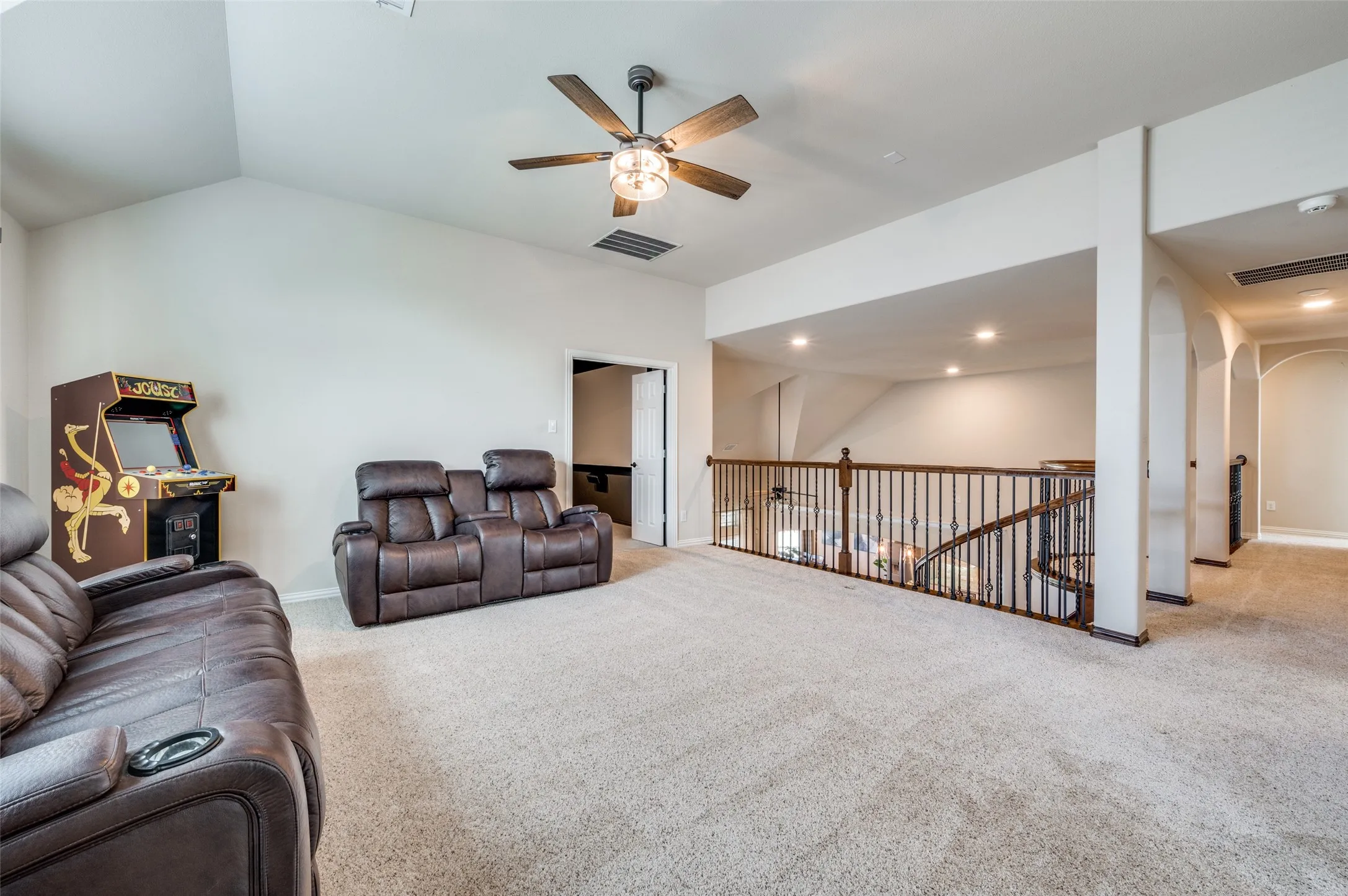 Single Family Residence For Sale in Collin County , 201 Kingsbury Lane, Prosper, Texas 75078, 5 Bedroom, 4 Bathroom, 3 Garage spaces, 4,083 Sqft, built in 2017, mls#21383217, Real Estate Agent in Prosper, Homes For Sale in Collin county, Homes For Sale in Prosper, Realtor in Prosper Texas, Real Estate Brokerage Independent Realty Texas, Luminita Cordes Realtor