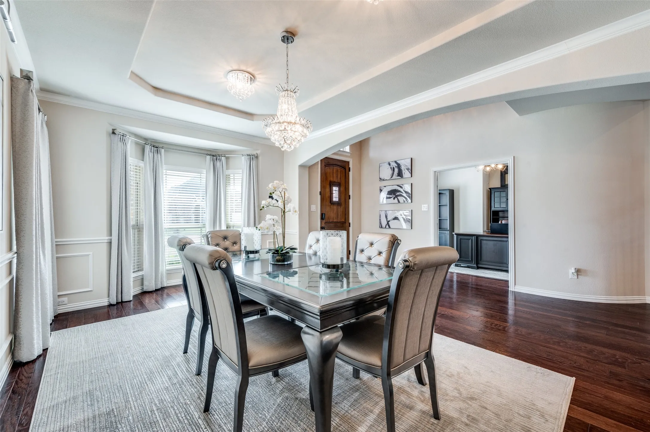 Single Family Residence For Sale in Collin County , 201 Kingsbury Lane, Prosper, Texas 75078, 5 Bedroom, 4 Bathroom, 3 Garage spaces, 4,083 Sqft, built in 2017, mls#21383217, Real Estate Agent in Prosper, Homes For Sale in Collin county, Homes For Sale in Prosper, Realtor in Prosper Texas, Real Estate Brokerage Independent Realty Texas, Luminita Cordes Realtor