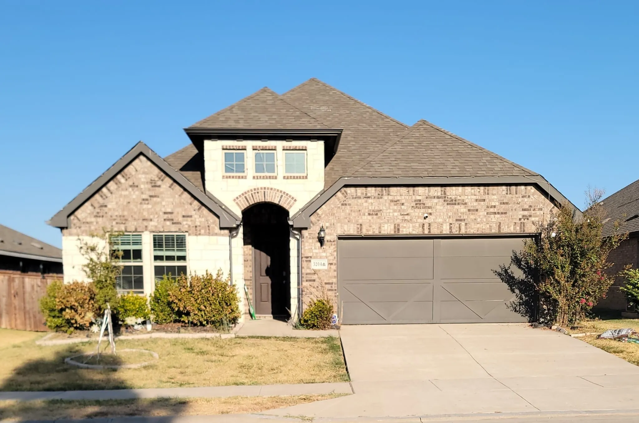 Single Family Residence For Sale