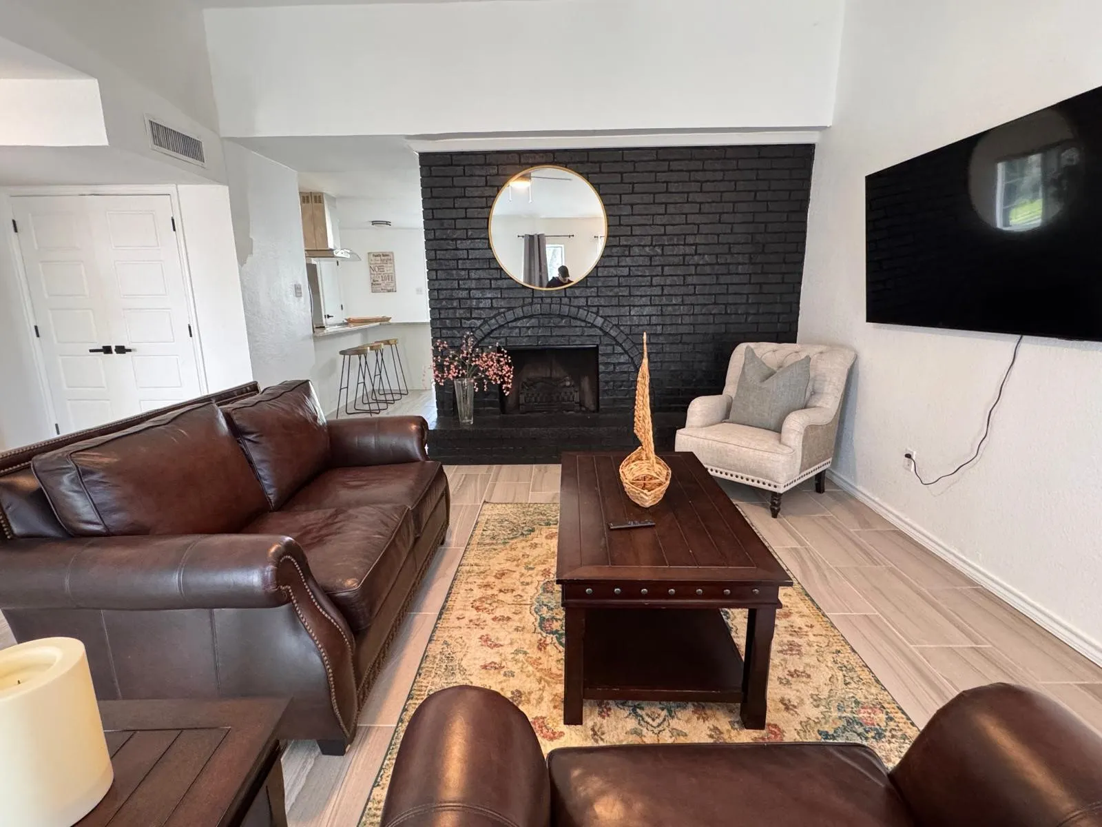 Single Family Residence For Sale in Tarrant County , 4009 Juneberry Street, Fort Worth, Texas 76137, 3 Bedroom, 2 Bathroom, 2 Garage spaces, 1,739 Sqft, built in 1978, mls#21383148, Real Estate Agent in Fort Worth, Homes For Sale in Tarrant county, Homes For Sale in Fort Worth, Realtor in Fort Worth Texas, Real Estate Brokerage Independent Realty Texas, Luminita Cordes Realtor
