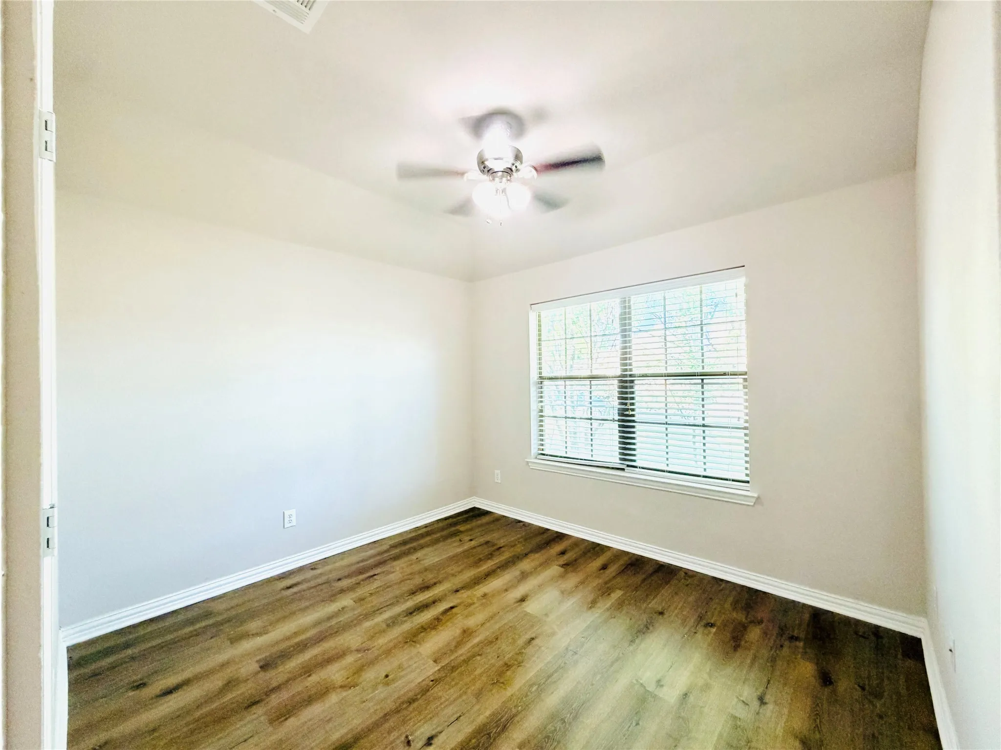 Single Family Residence For Rent in Collin County , 214 Lavaca Drive, Princeton, Texas 75407, 3 Bedroom, 2 Bathroom, 2 Garage spaces, 1,313 Sqft, built in 2011, mls#21383176, Real Estate Agent in Princeton, Homes For Rent in Collin county, Homes For Rent in Princeton, Realtor in Princeton Texas, Real Estate Brokerage Independent Realty Texas, Luminita Cordes Realtor