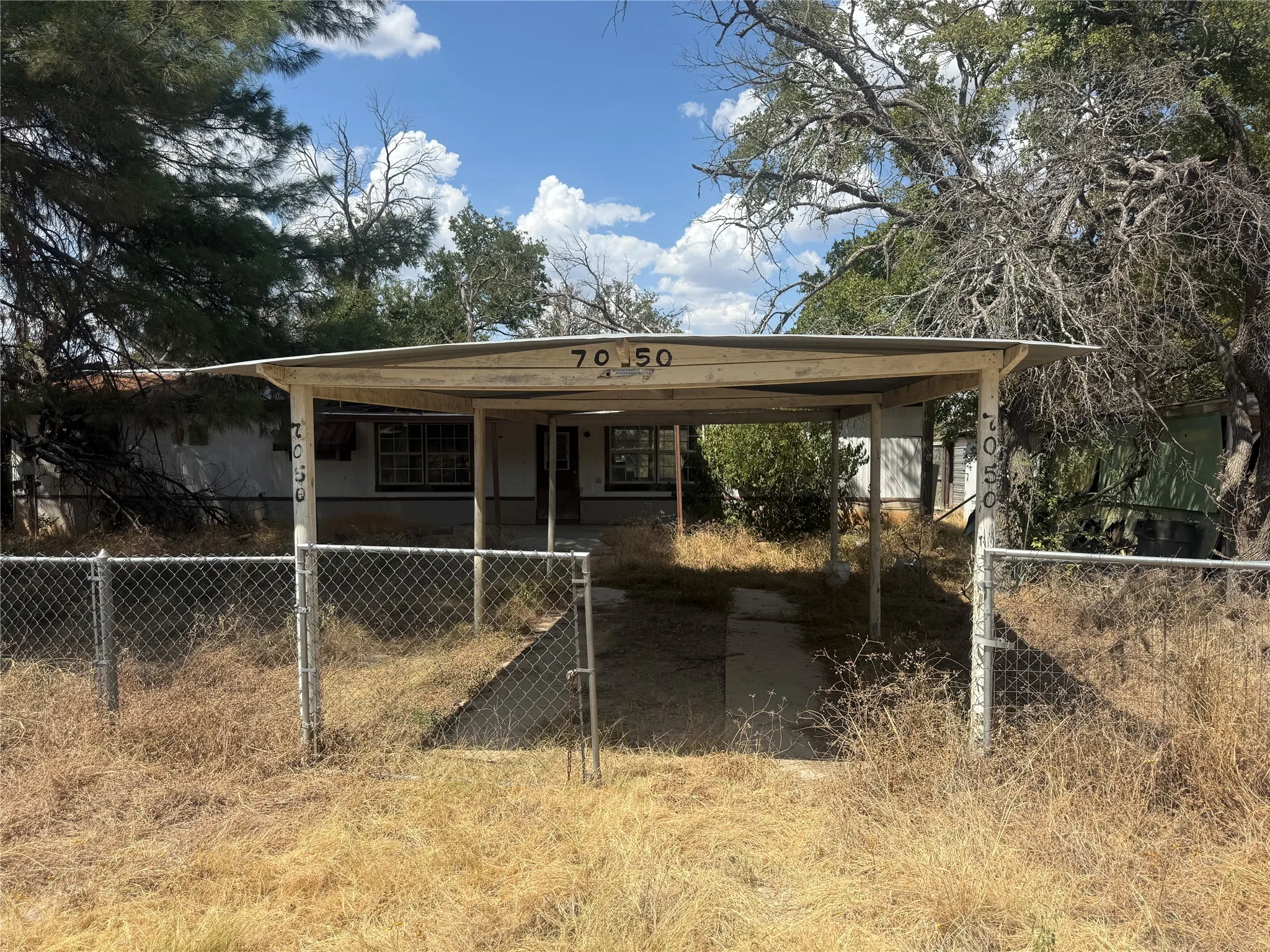 Unimproved Land For Sale in Brown County , 7050 Tipperary Drive, Brownwood, Texas 76801, 0, 0, Garage spaces, 0 Sqft, built in 0, mls#21382275, Real Estate Agent in Brownwood, Homes For Sale in Brown county, Homes For Sale in Brownwood, Realtor in Brownwood Texas, Real Estate Brokerage Independent Realty Texas, Luminita Cordes Realtor