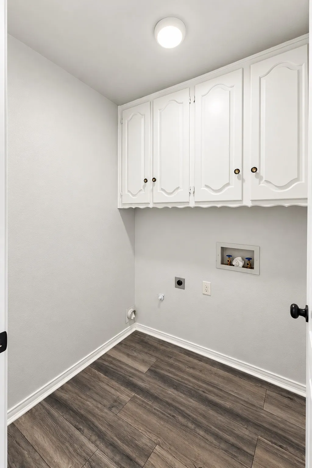 Single Family Residence For Sale in Dallas County , 321 Shockley Avenue, De Soto, Texas 75115, 3 Bedroom, 3 Bathroom, 2 Garage spaces, 1,870 Sqft, built in 1969, mls#21382741, Real Estate Agent in De Soto, Homes For Sale in Dallas county, Homes For Sale in De Soto, Realtor in De Soto Texas, Real Estate Brokerage Independent Realty Texas, Luminita Cordes Realtor