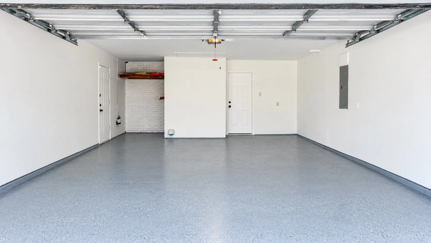 Single Family Residence For Sale in Dallas County , 321 Shockley Avenue, De Soto, Texas 75115, 3 Bedroom, 3 Bathroom, 2 Garage spaces, 1,870 Sqft, built in 1969, mls#21382741, Real Estate Agent in De Soto, Homes For Sale in Dallas county, Homes For Sale in De Soto, Realtor in De Soto Texas, Real Estate Brokerage Independent Realty Texas, Luminita Cordes Realtor