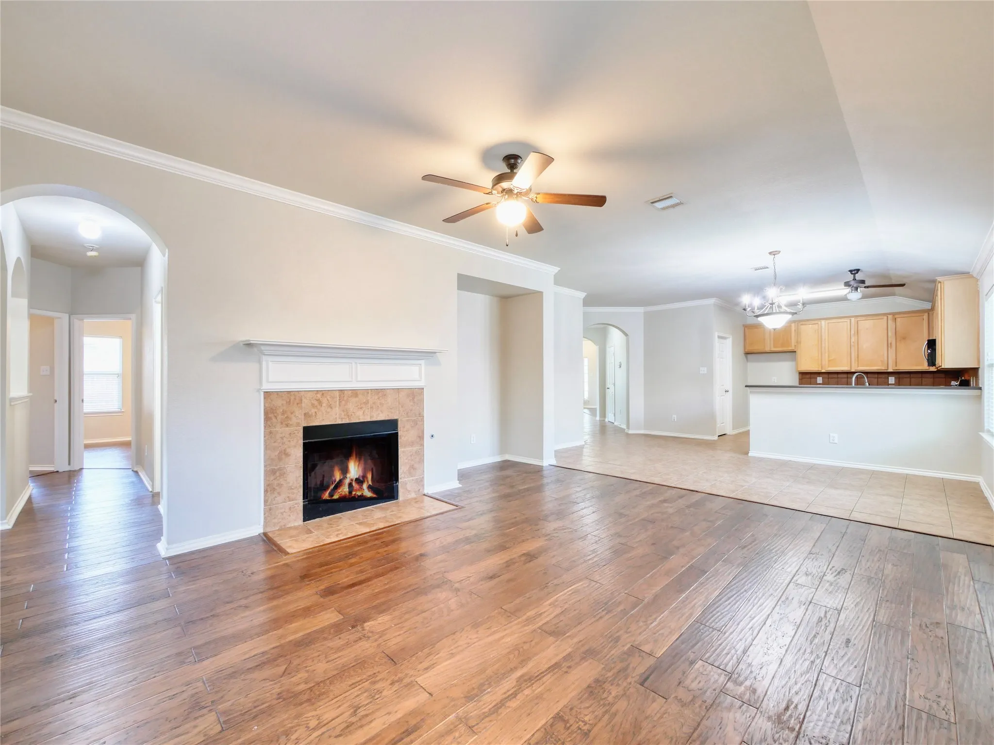 Single Family Residence For Rent in Collin County , 6925 Red Bluff Drive, Mc Kinney, Texas 75070, 3 Bedroom, 2 Bathroom, 2 Garage spaces, 2,178 Sqft, built in 2003, mls#21383273, Real Estate Agent in Mc Kinney, Homes For Rent in Collin county, Homes For Rent in Mc Kinney, Realtor in Mc Kinney Texas, Real Estate Brokerage Independent Realty Texas, Luminita Cordes Realtor