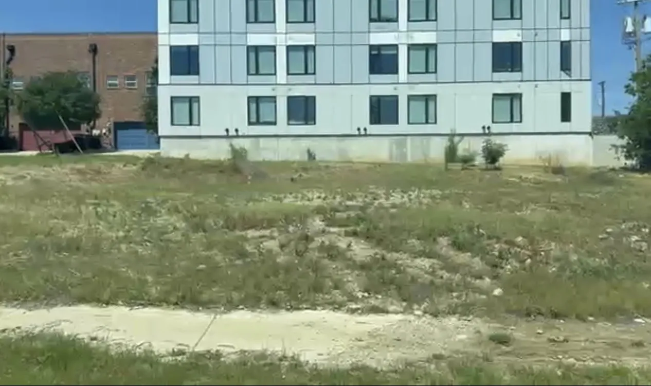 Unimproved Land For Sale in Tarrant County , 454 Crawford Street, Fort Worth, Texas 76104, 0, 0, Garage spaces, 0 Sqft, built in 0, mls#21371193, Real Estate Agent in Fort Worth, Homes For Sale in Tarrant county, Homes For Sale in Fort Worth, Realtor in Fort Worth Texas, Real Estate Brokerage Independent Realty Texas, Luminita Cordes Realtor