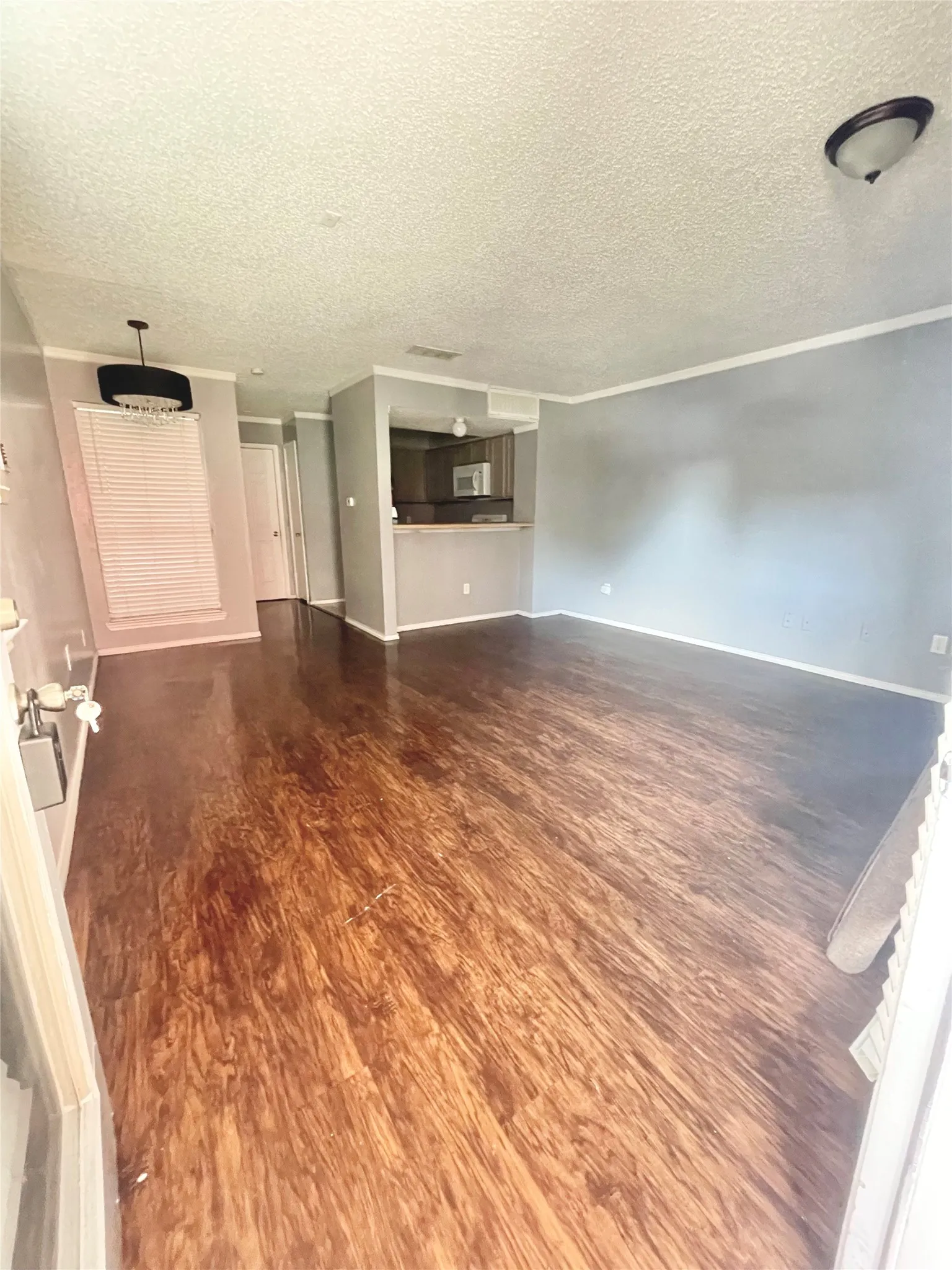 Condominium For Sale in Dallas County , 9829 Walnut Street O102, Dallas, Texas 75243, 1 Bedroom, 1 Bathroom, Garage spaces, 662 Sqft, built in 1983, mls#21383244, Real Estate Agent in Dallas, Homes For Sale in Dallas county, Homes For Sale in Dallas, Realtor in Dallas Texas, Real Estate Brokerage Independent Realty Texas, Luminita Cordes Realtor