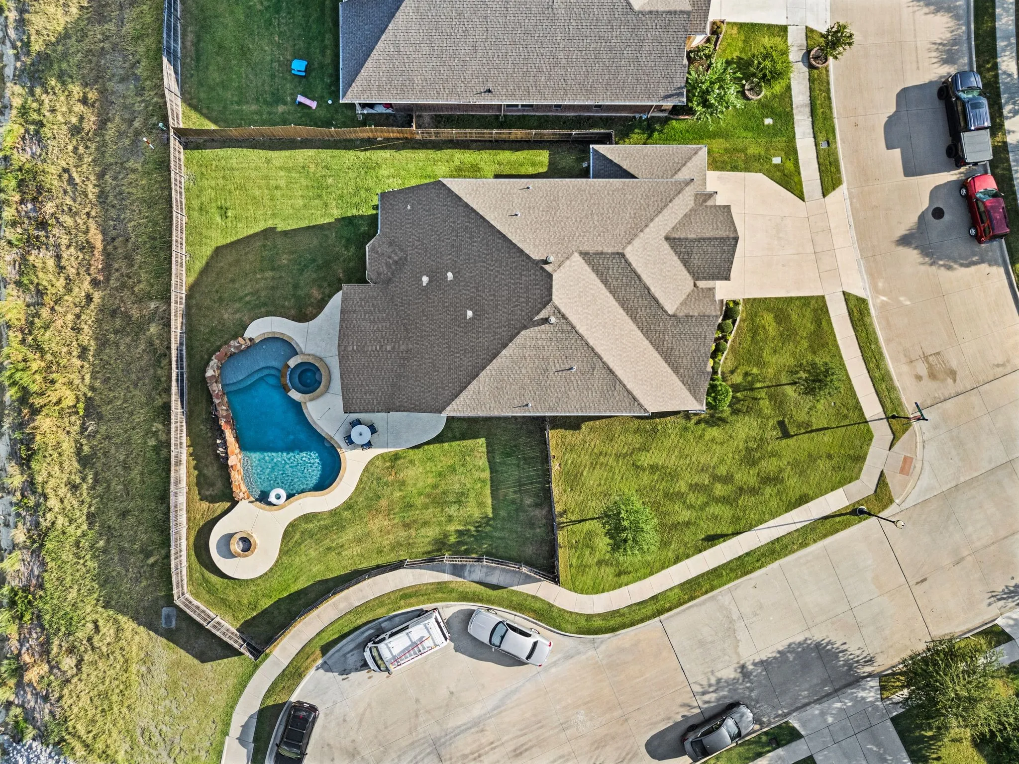 Single Family Residence For Sale in Tarrant County , 6068 Wessex Street, North Richland Hills, Texas 76180, 4 Bedroom, 3 Bathroom, 3 Garage spaces, 3,133 Sqft, built in 2020, mls#21383258, Real Estate Agent in North Richland Hills, Homes For Sale in Tarrant county, Homes For Sale in North Richland Hills, Realtor in North Richland Hills Texas, Real Estate Brokerage Independent Realty Texas, Luminita Cordes Realtor