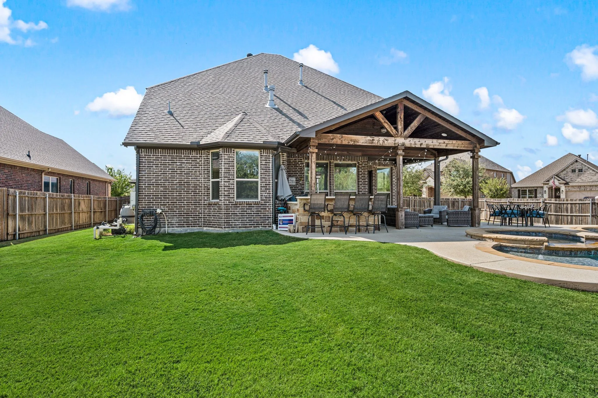 Single Family Residence For Sale in Tarrant County , 6068 Wessex Street, North Richland Hills, Texas 76180, 4 Bedroom, 3 Bathroom, 3 Garage spaces, 3,133 Sqft, built in 2020, mls#21383258, Real Estate Agent in North Richland Hills, Homes For Sale in Tarrant county, Homes For Sale in North Richland Hills, Realtor in North Richland Hills Texas, Real Estate Brokerage Independent Realty Texas, Luminita Cordes Realtor