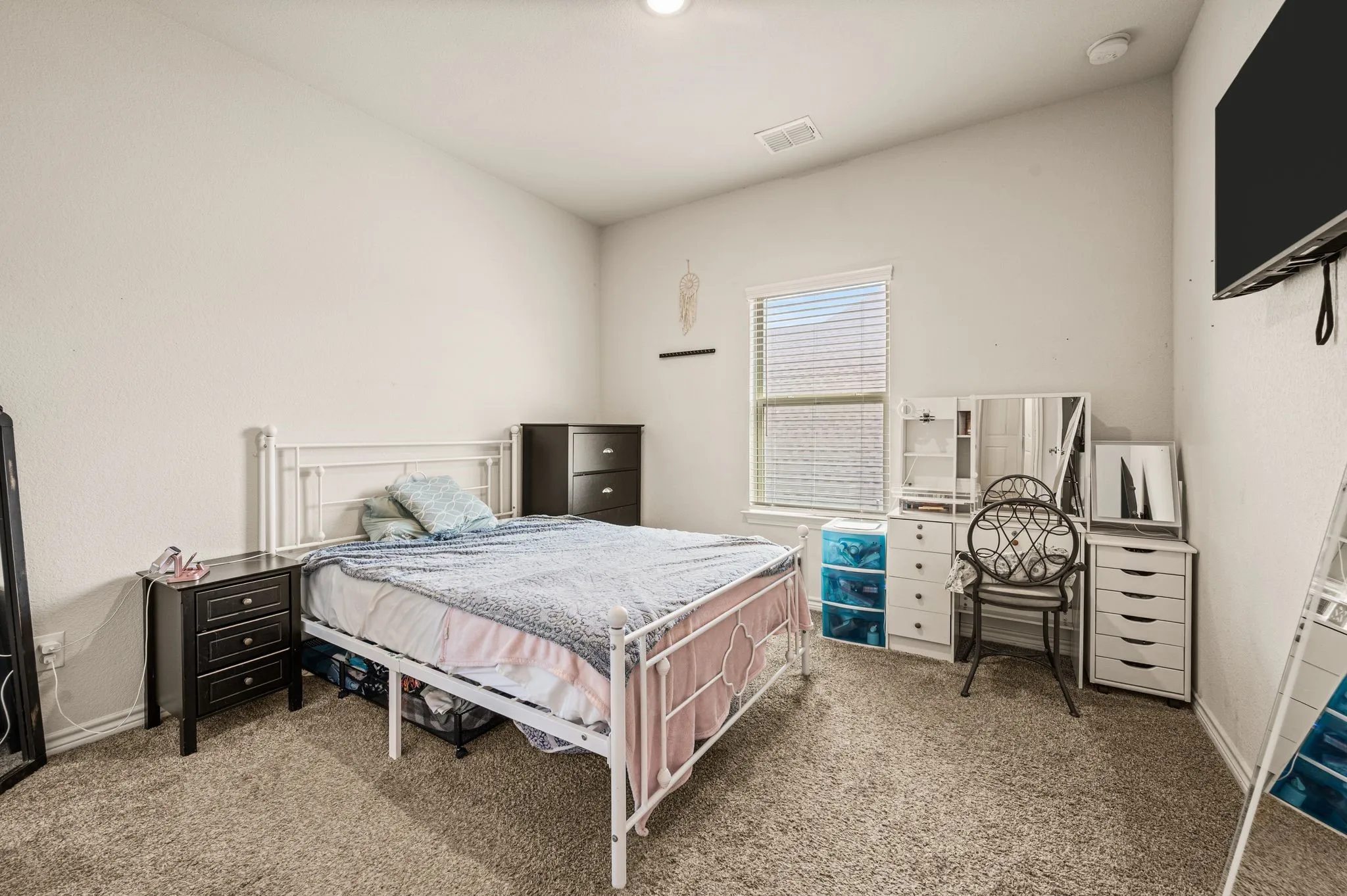 Single Family Residence For Sale in Tarrant County , 6068 Wessex Street, North Richland Hills, Texas 76180, 4 Bedroom, 3 Bathroom, 3 Garage spaces, 3,133 Sqft, built in 2020, mls#21383258, Real Estate Agent in North Richland Hills, Homes For Sale in Tarrant county, Homes For Sale in North Richland Hills, Realtor in North Richland Hills Texas, Real Estate Brokerage Independent Realty Texas, Luminita Cordes Realtor