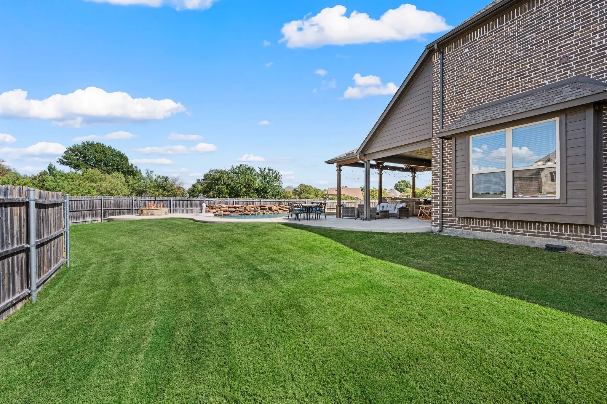 Single Family Residence For Sale in Tarrant County , 6068 Wessex Street, North Richland Hills, Texas 76180, 4 Bedroom, 3 Bathroom, 3 Garage spaces, 3,133 Sqft, built in 2020, mls#21383258, Real Estate Agent in North Richland Hills, Homes For Sale in Tarrant county, Homes For Sale in North Richland Hills, Realtor in North Richland Hills Texas, Real Estate Brokerage Independent Realty Texas, Luminita Cordes Realtor