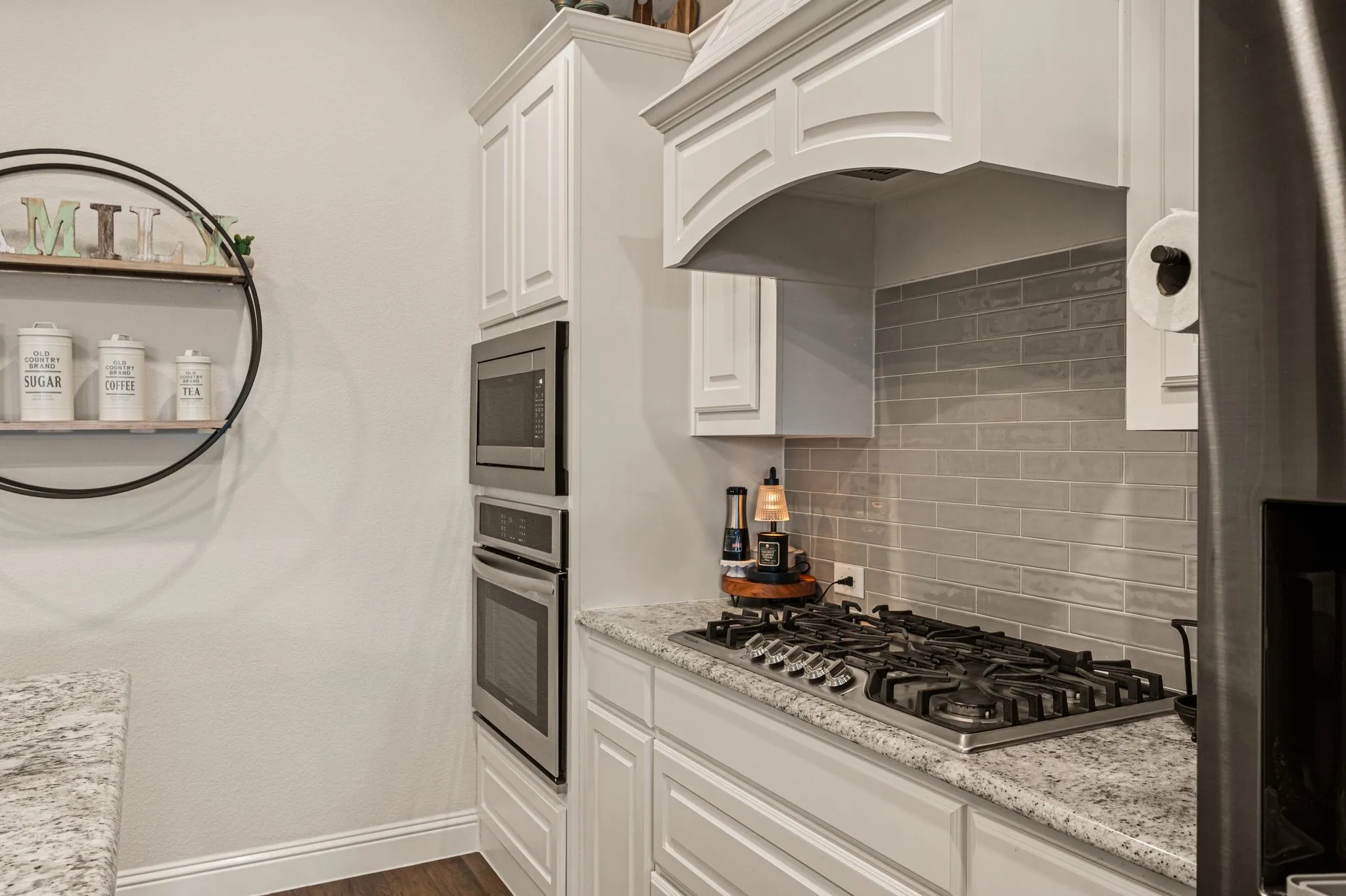 Single Family Residence For Sale in Tarrant County , 6068 Wessex Street, North Richland Hills, Texas 76180, 4 Bedroom, 3 Bathroom, 3 Garage spaces, 3,133 Sqft, built in 2020, mls#21383258, Real Estate Agent in North Richland Hills, Homes For Sale in Tarrant county, Homes For Sale in North Richland Hills, Realtor in North Richland Hills Texas, Real Estate Brokerage Independent Realty Texas, Luminita Cordes Realtor
