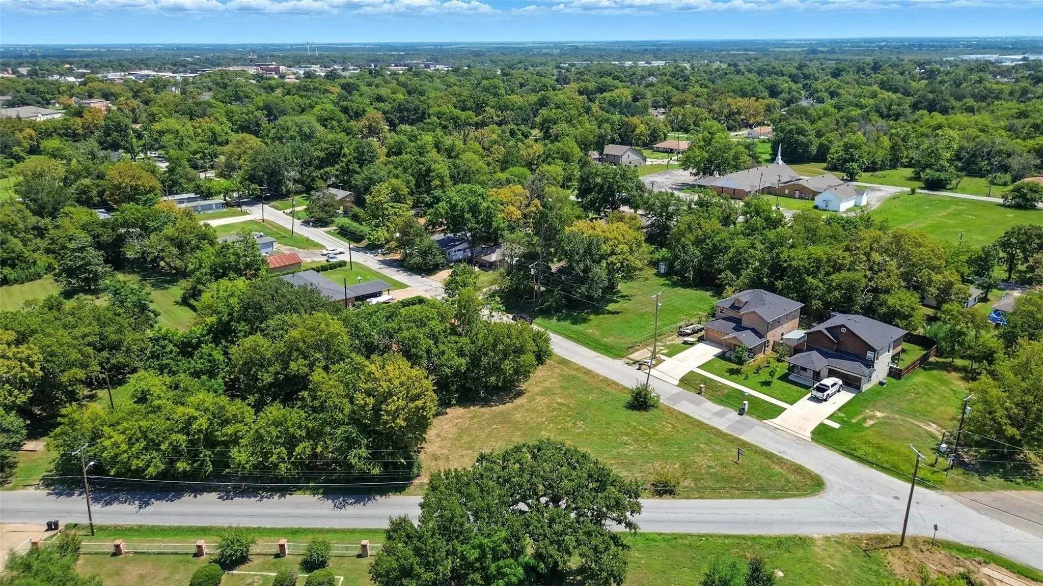Unimproved Land For Sale in Kaufman County , 0000 Mineral Wells Street, Terrell, Texas 75160, 0, 0, Garage spaces, 0 Sqft, built in 0, mls#21383295, Real Estate Agent in Terrell, Homes For Sale in Kaufman county, Homes For Sale in Terrell, Realtor in Terrell Texas, Real Estate Brokerage Independent Realty Texas, Luminita Cordes Realtor