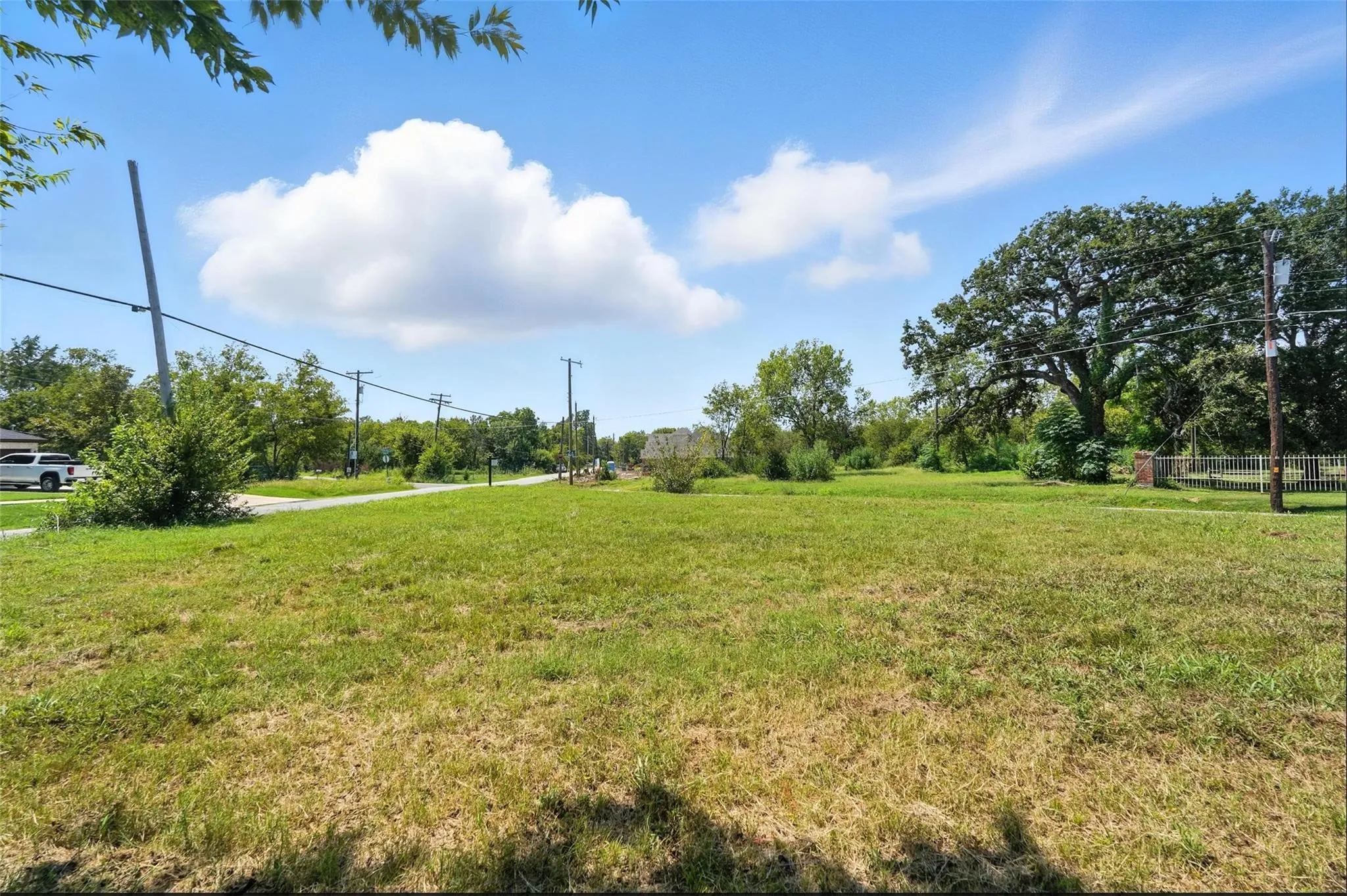 Unimproved Land For Sale in Kaufman County , 0000 Mineral Wells Street, Terrell, Texas 75160, 0, 0, Garage spaces, 0 Sqft, built in 0, mls#21383295, Real Estate Agent in Terrell, Homes For Sale in Kaufman county, Homes For Sale in Terrell, Realtor in Terrell Texas, Real Estate Brokerage Independent Realty Texas, Luminita Cordes Realtor