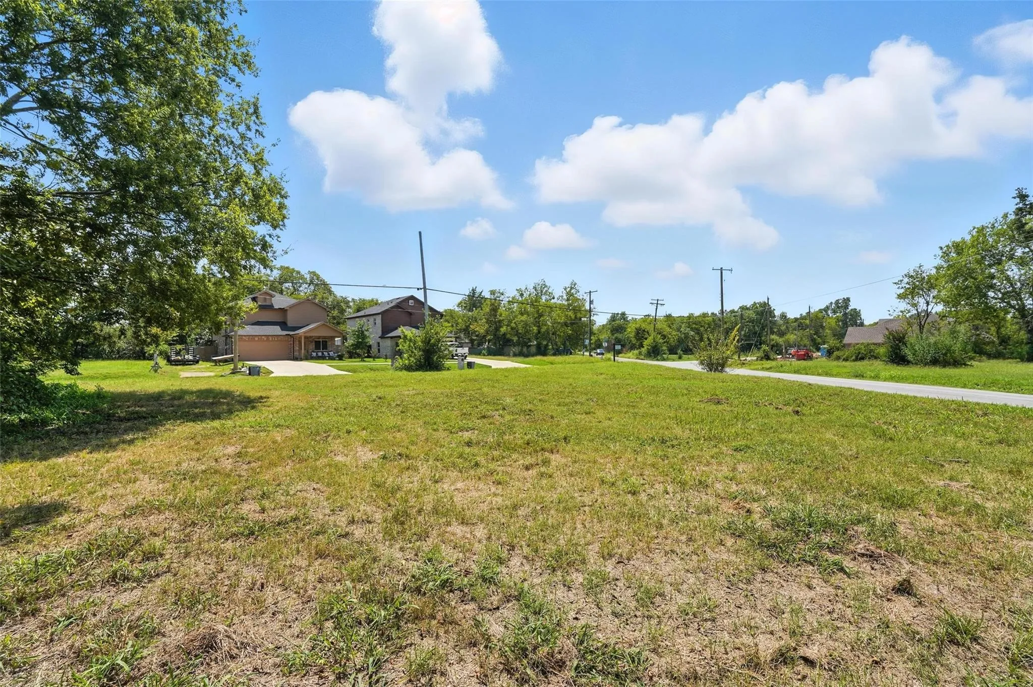 Unimproved Land For Sale in Kaufman County , 0000 Mineral Wells Street, Terrell, Texas 75160, 0, 0, Garage spaces, 0 Sqft, built in 0, mls#21383295, Real Estate Agent in Terrell, Homes For Sale in Kaufman county, Homes For Sale in Terrell, Realtor in Terrell Texas, Real Estate Brokerage Independent Realty Texas, Luminita Cordes Realtor
