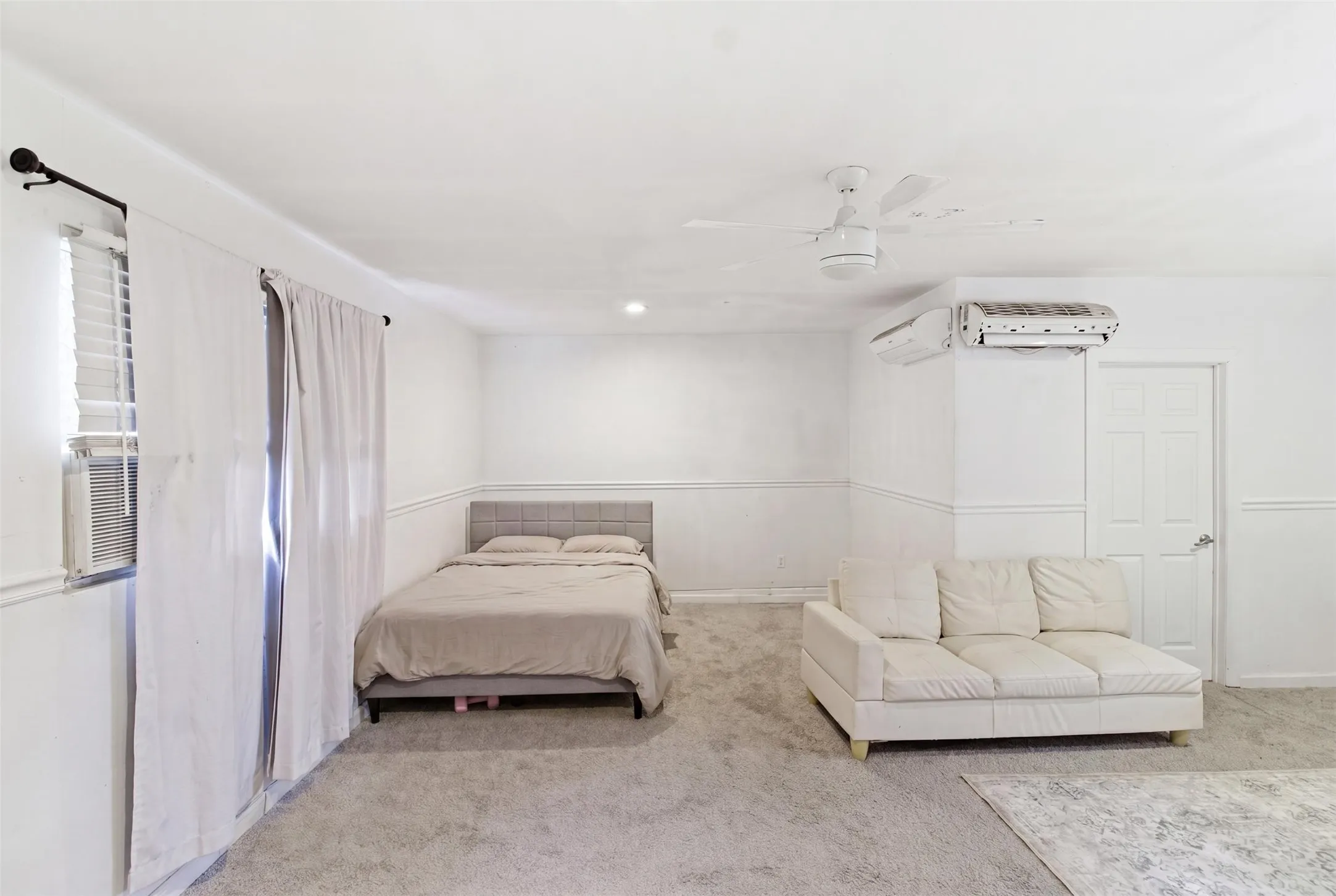 Single Family Residence For Sale in Dallas County , 2729 Posey Drive, Irving, Texas 75062, 4 Bedroom, 3 Bathroom, Garage spaces, 1,711 Sqft, built in 1961, mls#21383275, Real Estate Agent in Irving, Homes For Sale in Dallas county, Homes For Sale in Irving, Realtor in Irving Texas, Real Estate Brokerage Independent Realty Texas, Luminita Cordes Realtor