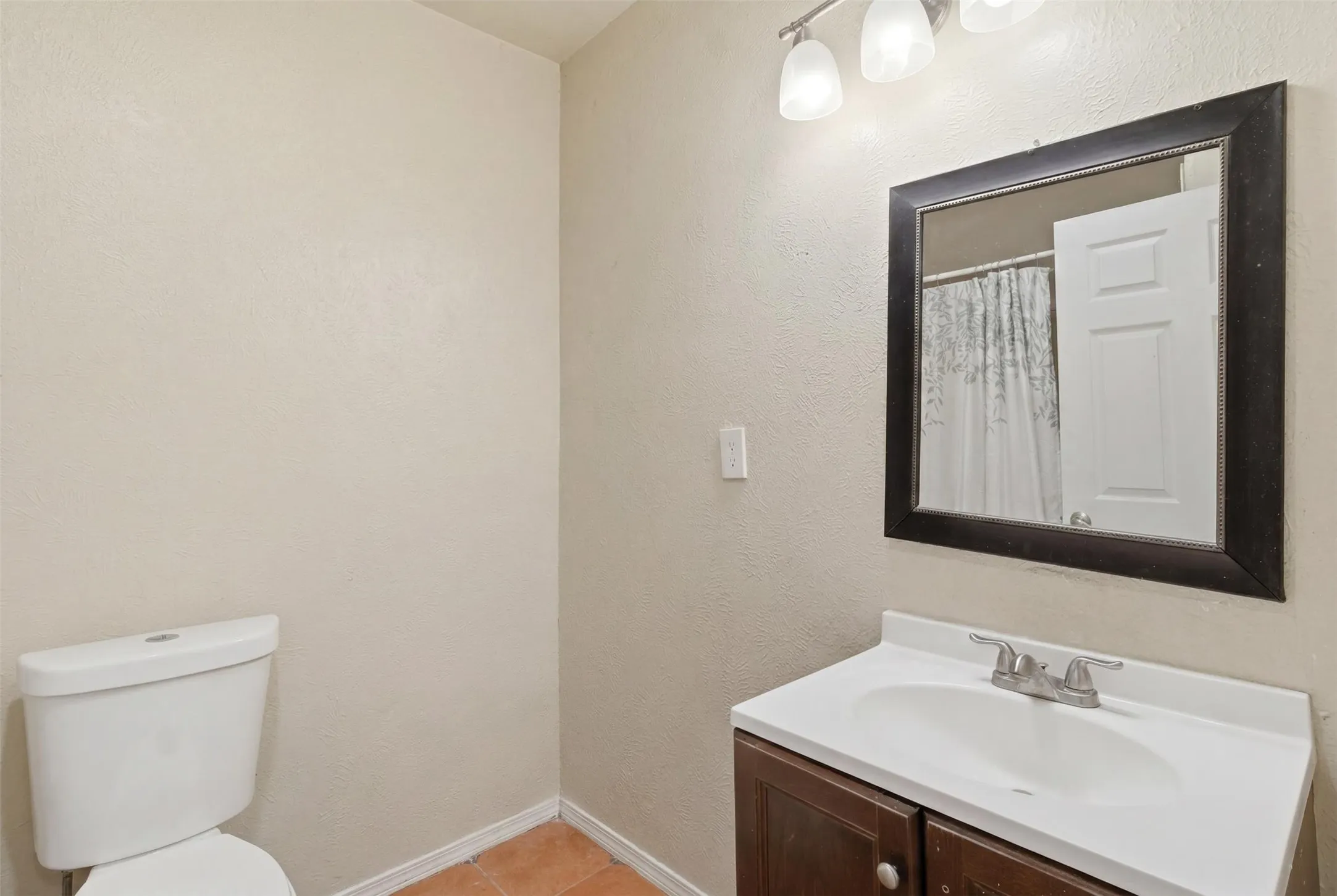 Single Family Residence For Sale in Dallas County , 2729 Posey Drive, Irving, Texas 75062, 4 Bedroom, 3 Bathroom, Garage spaces, 1,711 Sqft, built in 1961, mls#21383275, Real Estate Agent in Irving, Homes For Sale in Dallas county, Homes For Sale in Irving, Realtor in Irving Texas, Real Estate Brokerage Independent Realty Texas, Luminita Cordes Realtor